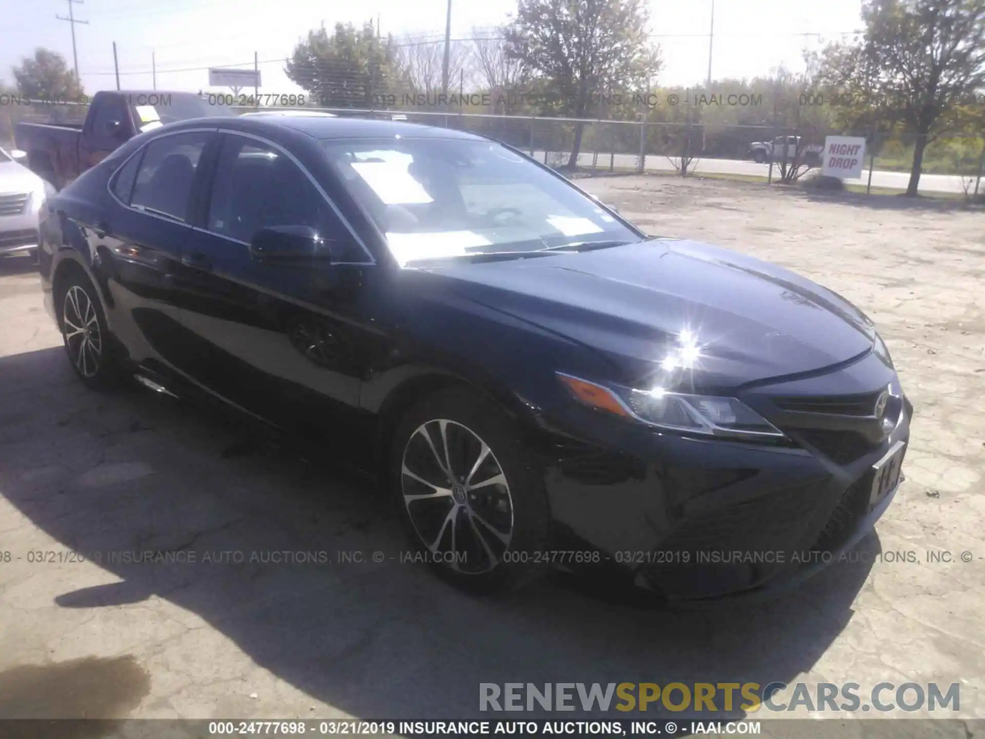 1 Photograph of a damaged car 4T1B11HK7KU722994 TOYOTA CAMRY 2019