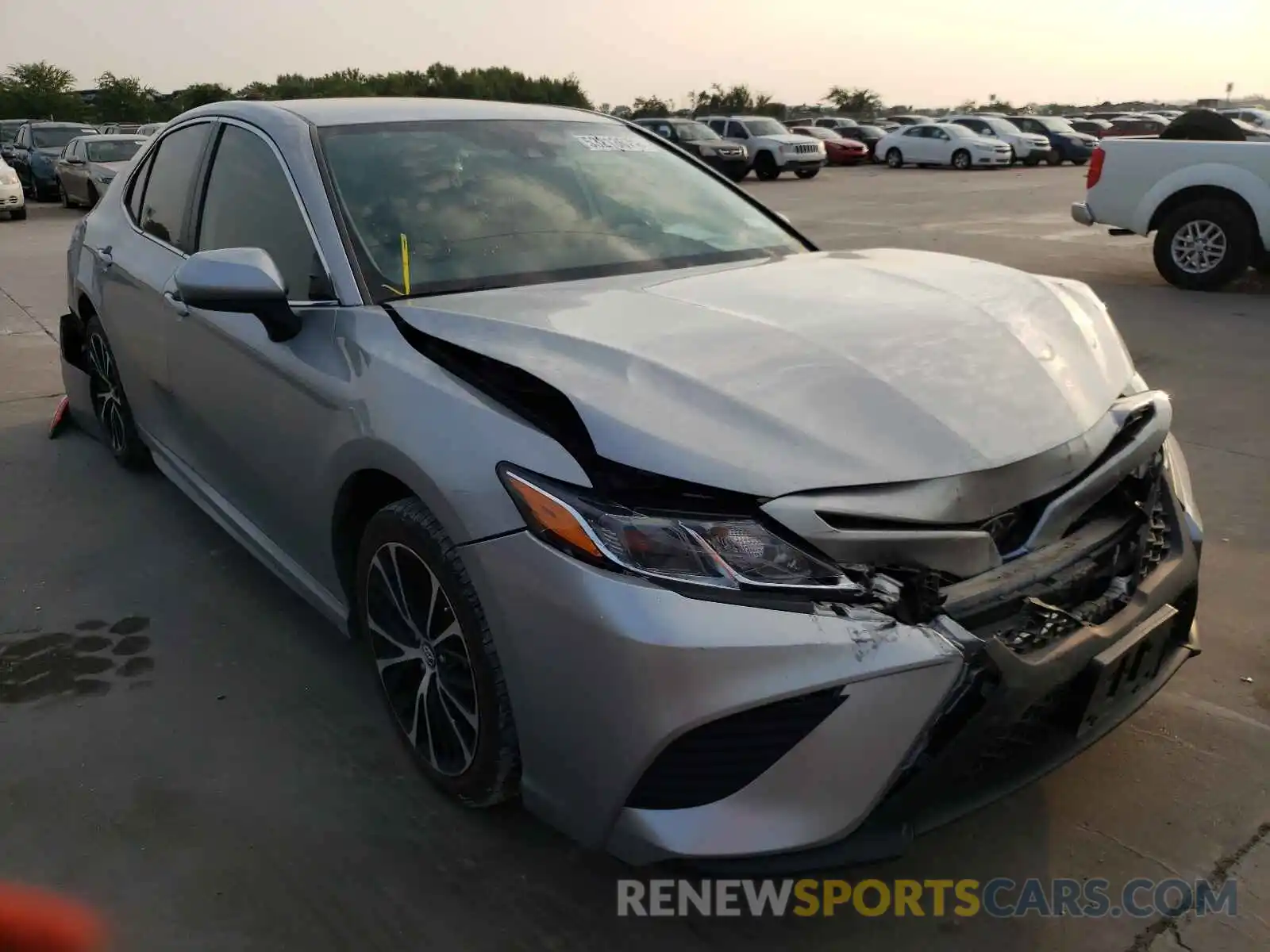 1 Photograph of a damaged car 4T1B11HK7KU724163 TOYOTA CAMRY 2019