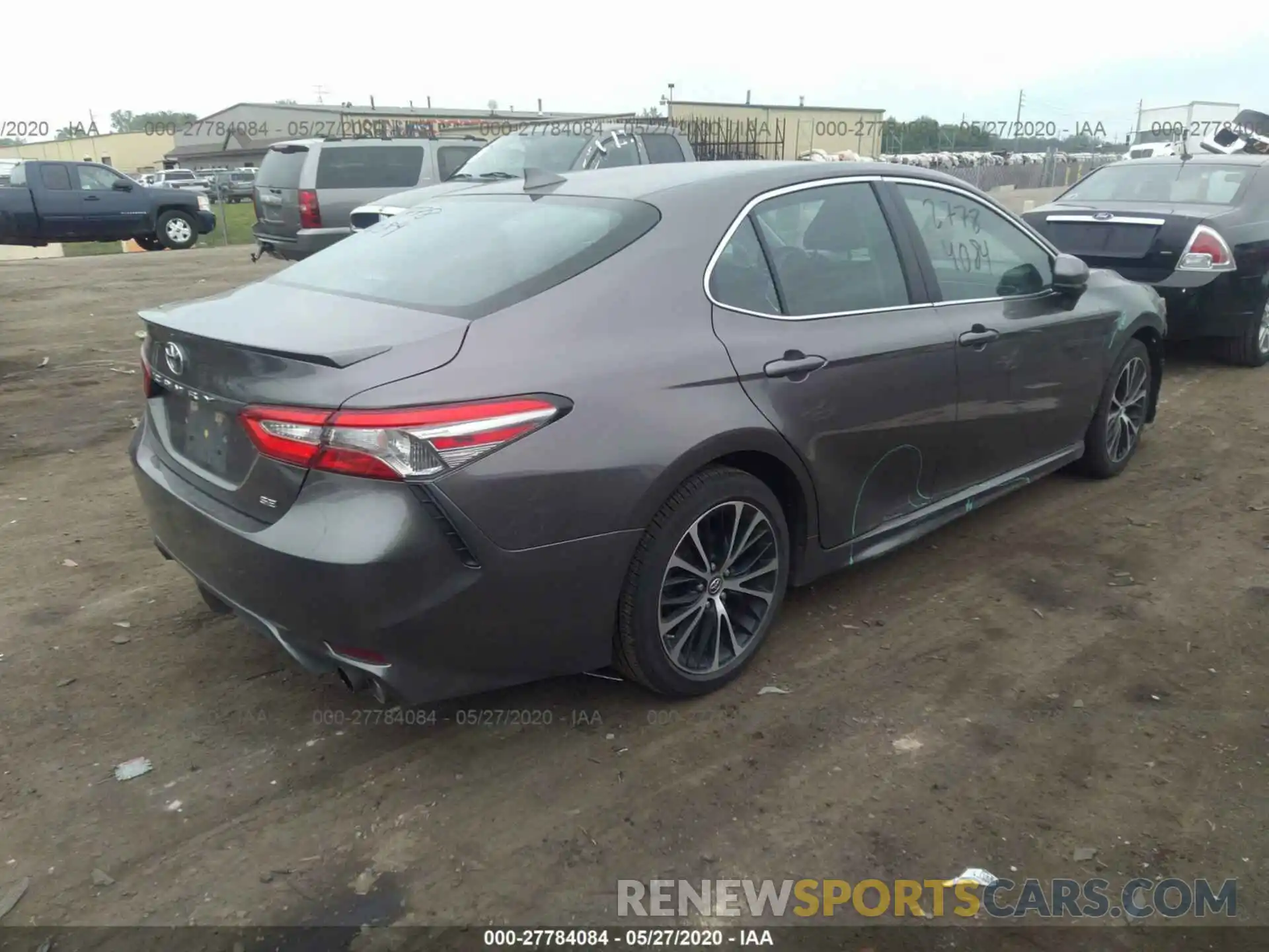 4 Photograph of a damaged car 4T1B11HK7KU724860 TOYOTA CAMRY 2019