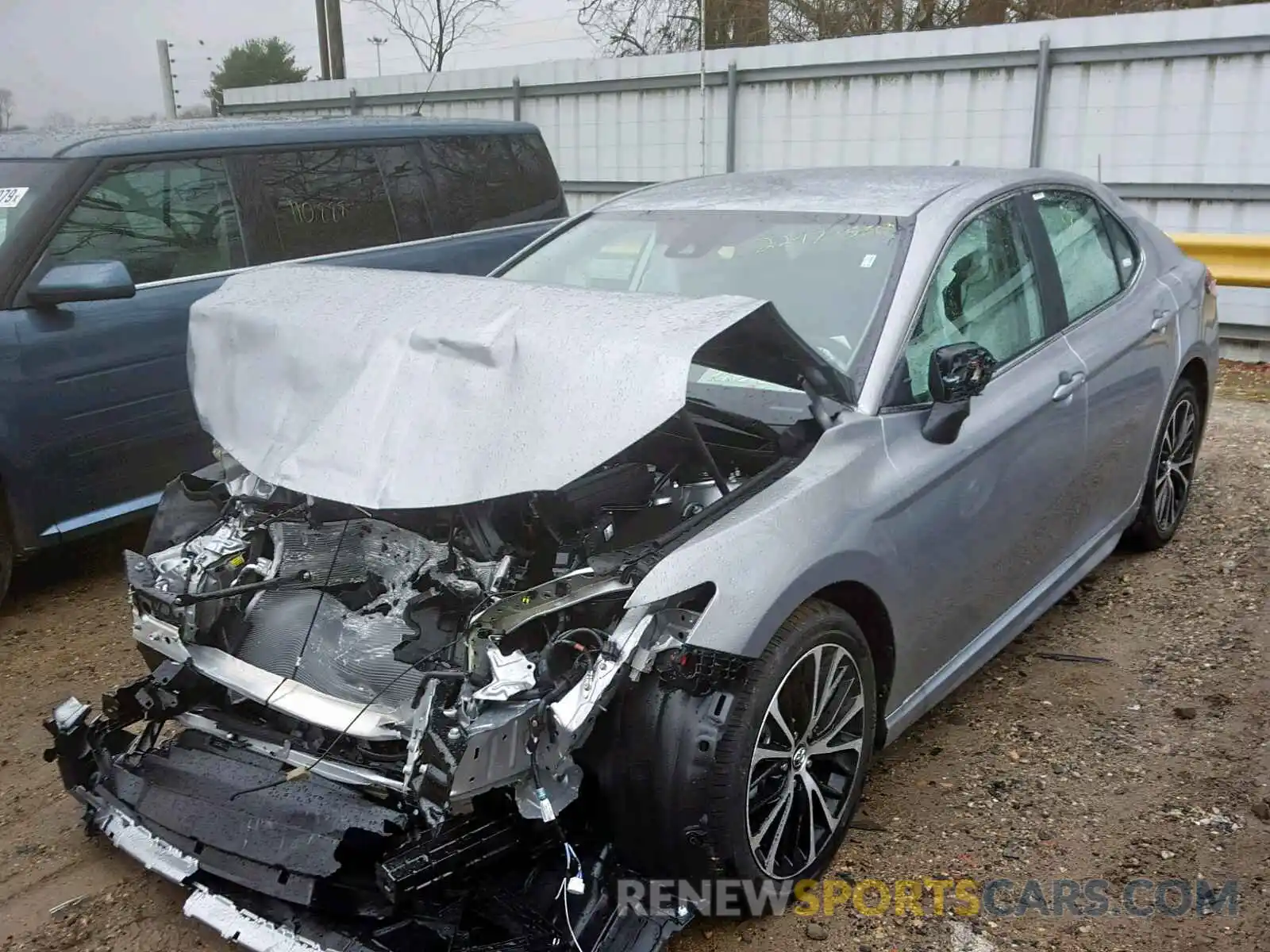 2 Photograph of a damaged car 4T1B11HK7KU725085 TOYOTA CAMRY 2019