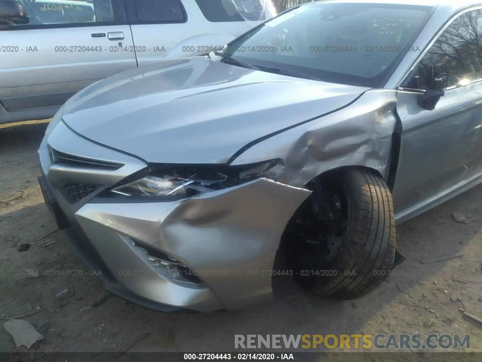 6 Photograph of a damaged car 4T1B11HK7KU725944 TOYOTA CAMRY 2019