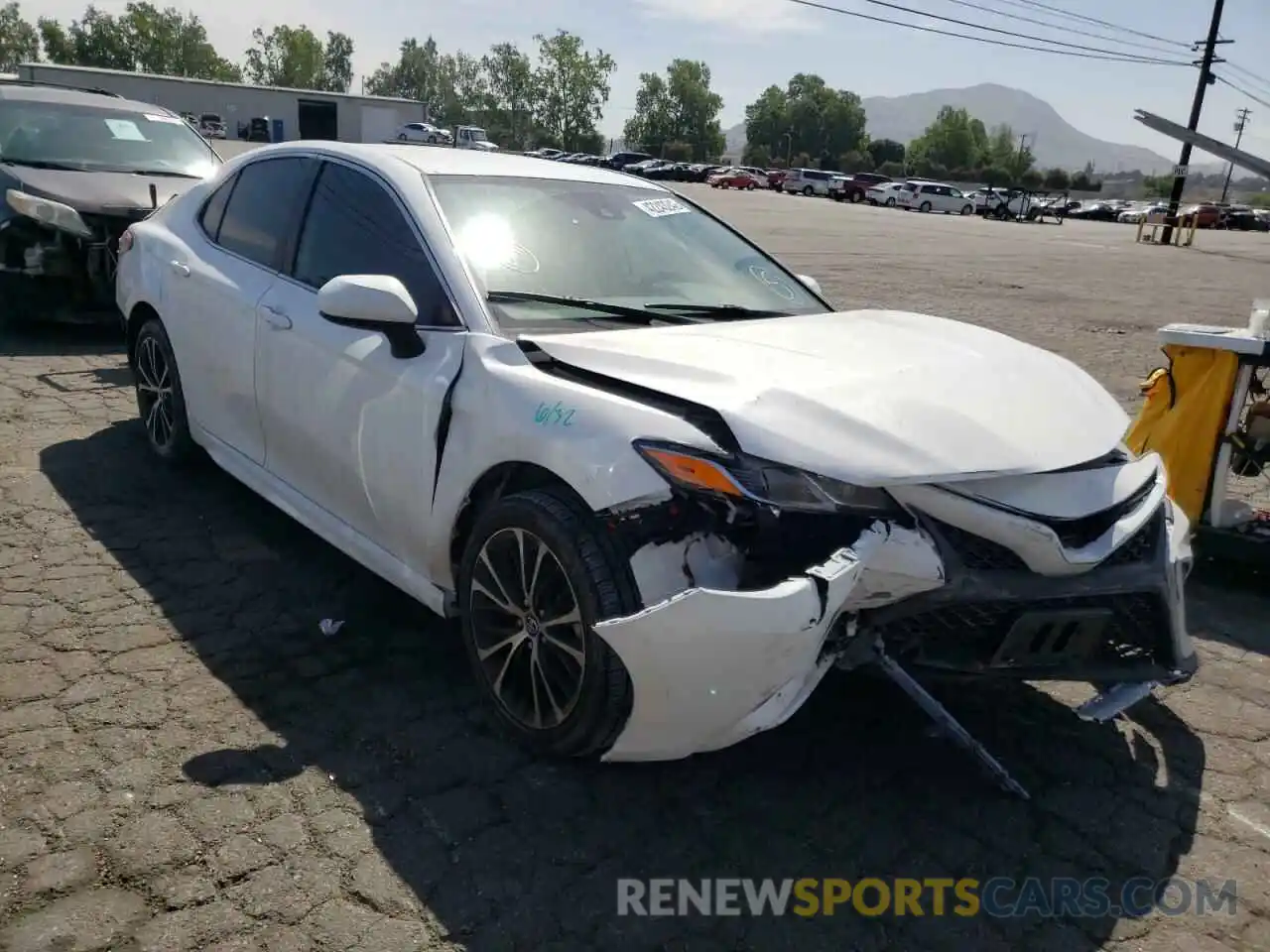 1 Photograph of a damaged car 4T1B11HK7KU728231 TOYOTA CAMRY 2019