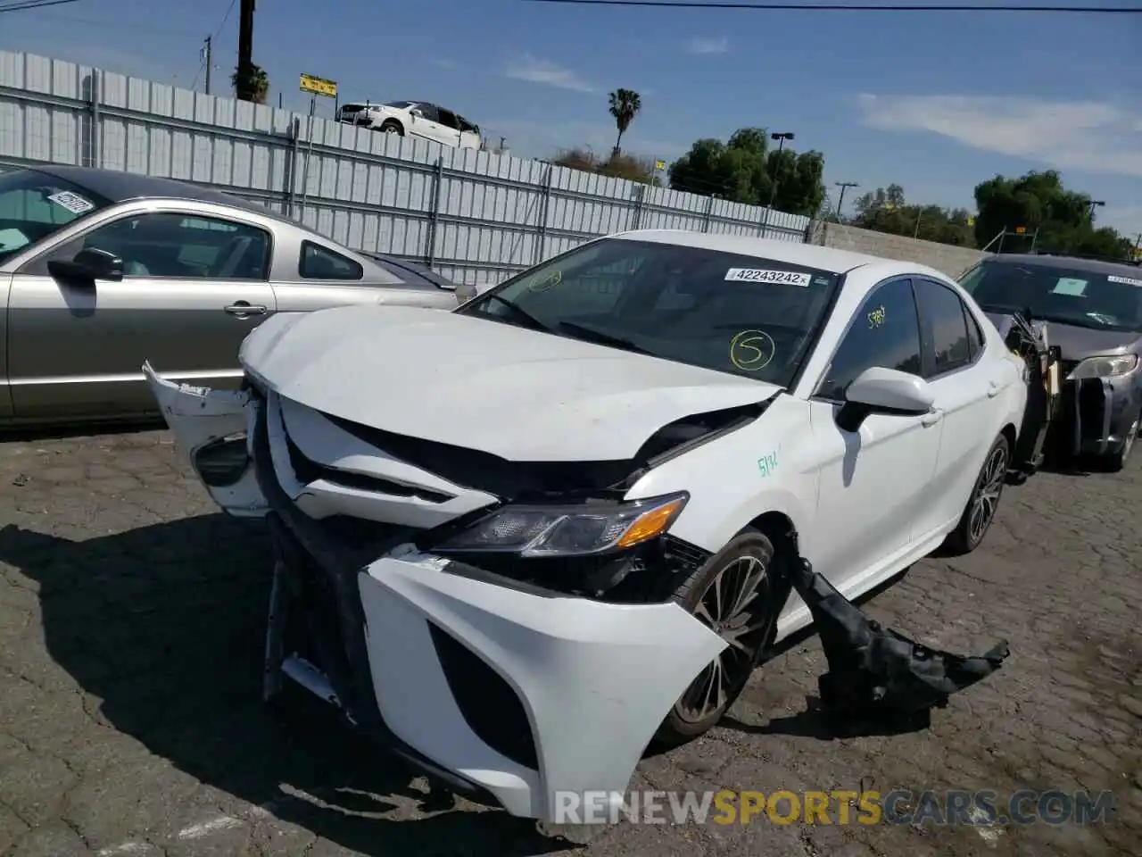 2 Photograph of a damaged car 4T1B11HK7KU728231 TOYOTA CAMRY 2019