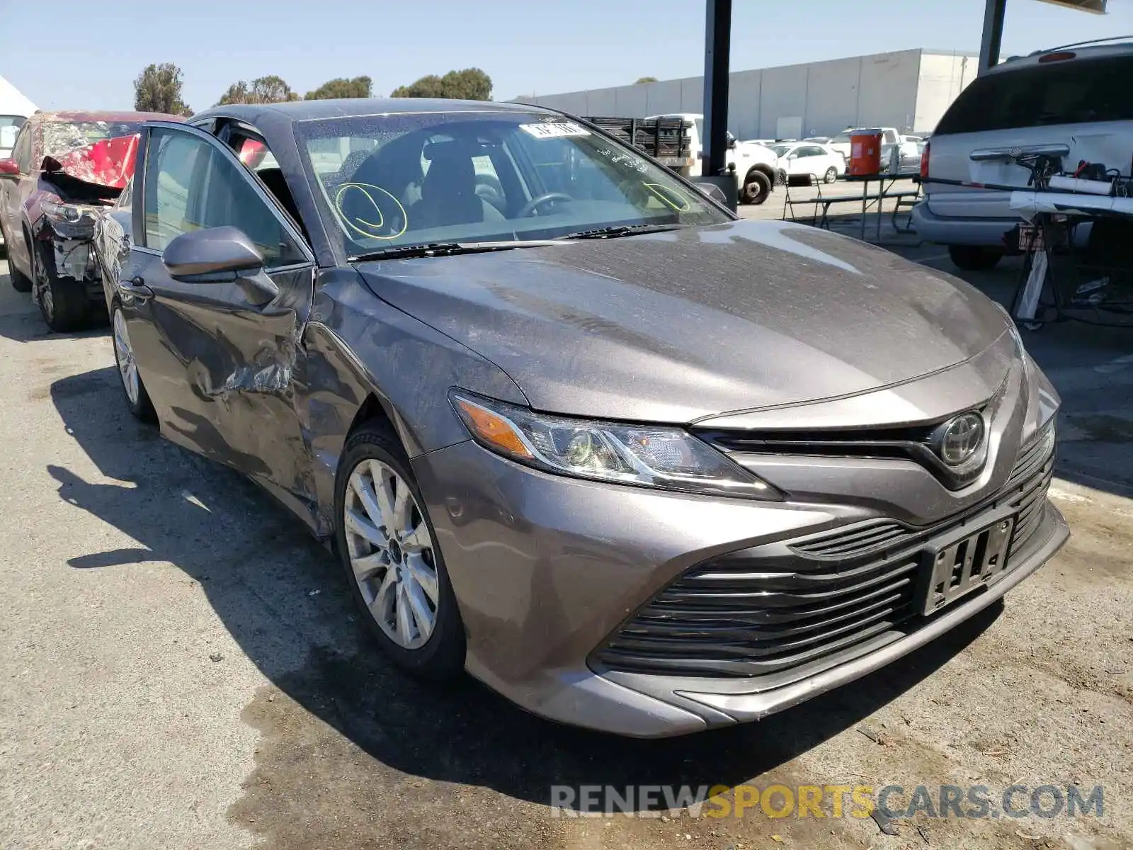 1 Photograph of a damaged car 4T1B11HK7KU729220 TOYOTA CAMRY 2019