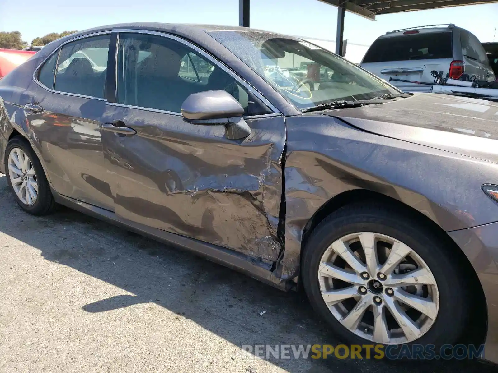 9 Photograph of a damaged car 4T1B11HK7KU729220 TOYOTA CAMRY 2019