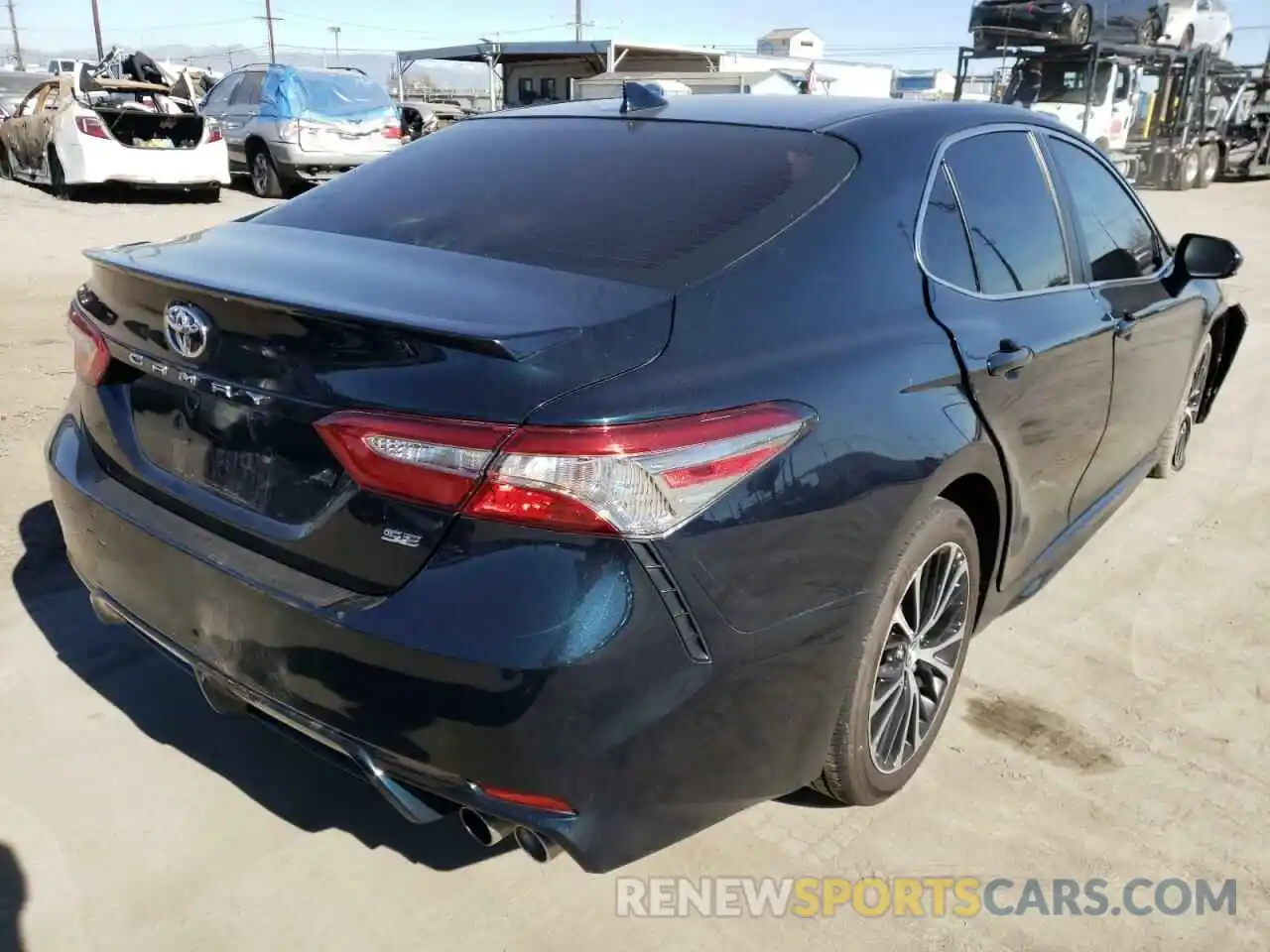 4 Photograph of a damaged car 4T1B11HK7KU729296 TOYOTA CAMRY 2019