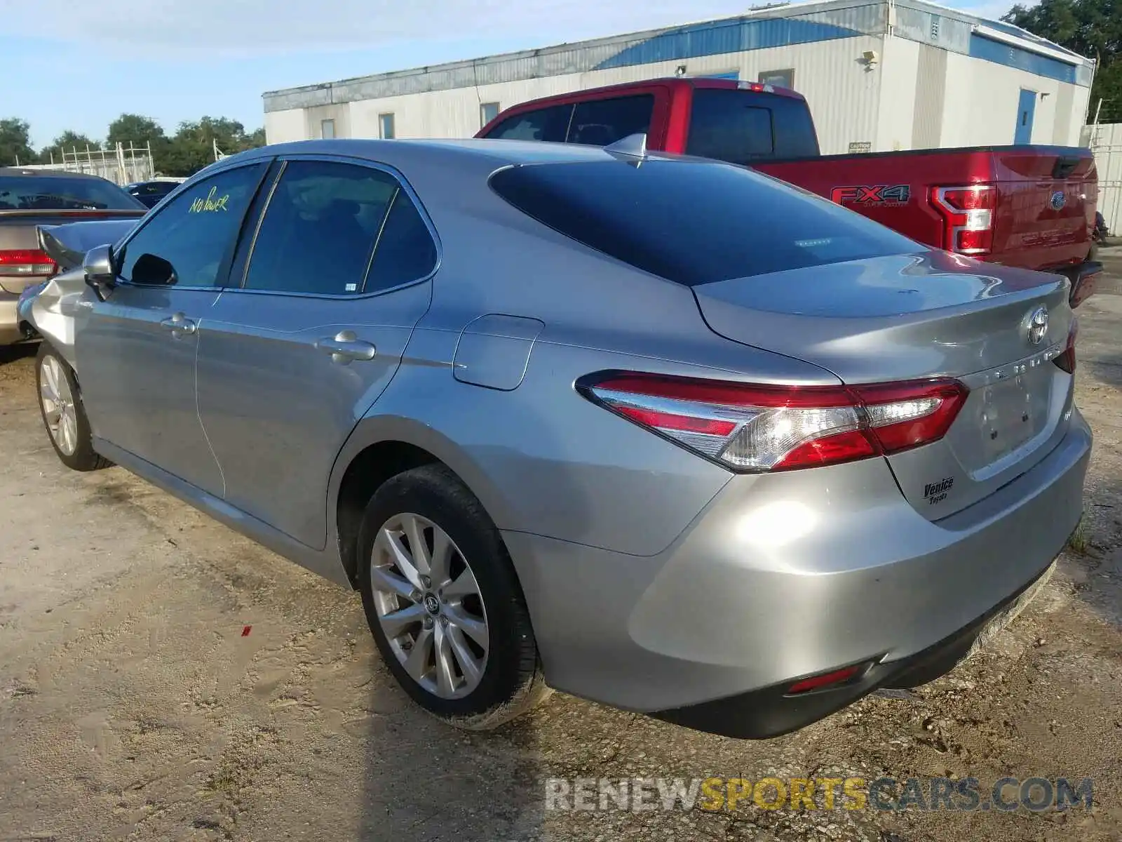 3 Photograph of a damaged car 4T1B11HK7KU729752 TOYOTA CAMRY 2019