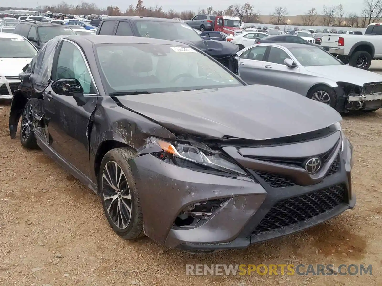 1 Photograph of a damaged car 4T1B11HK7KU729864 TOYOTA CAMRY 2019