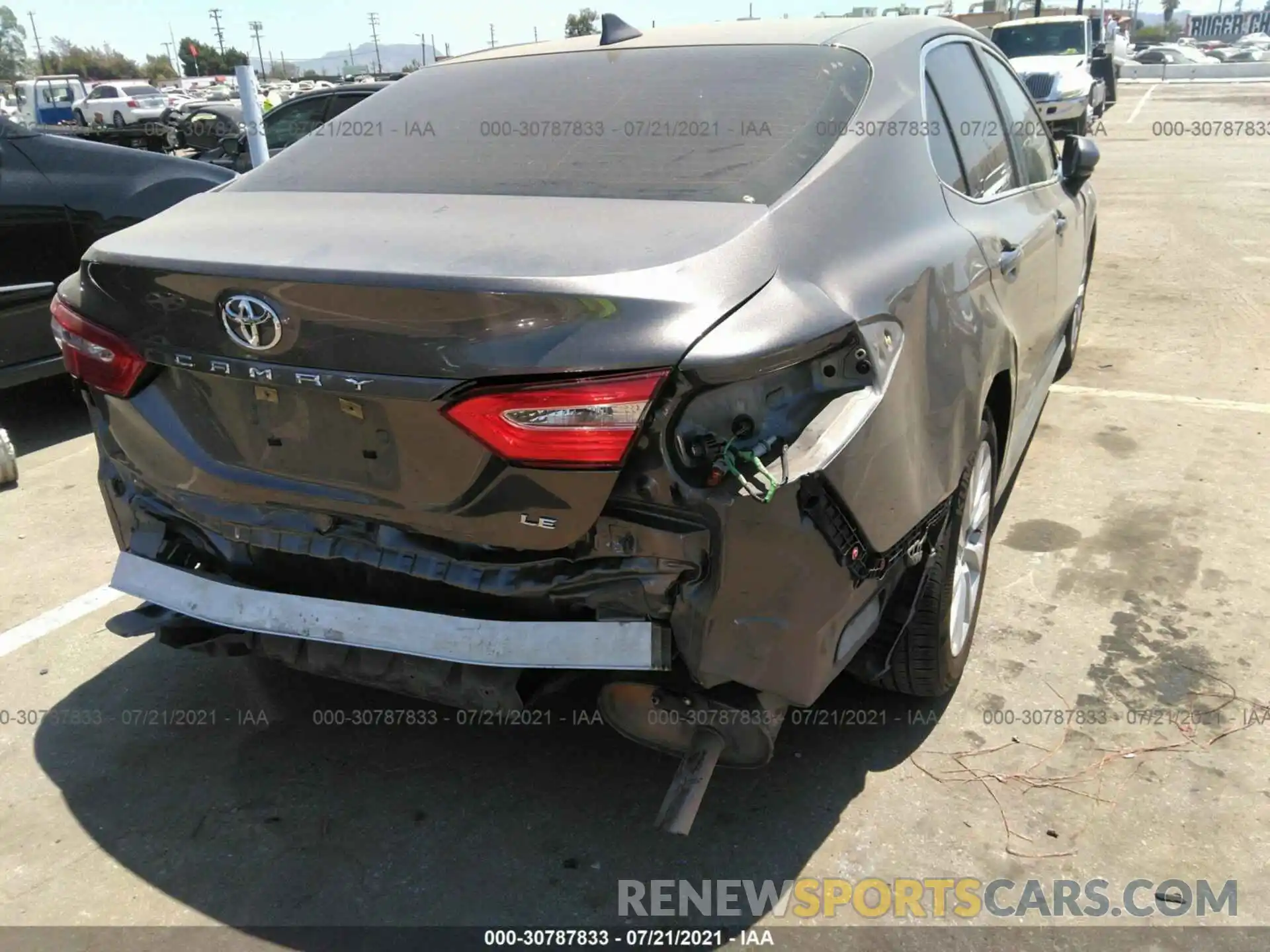 6 Photograph of a damaged car 4T1B11HK7KU730612 TOYOTA CAMRY 2019