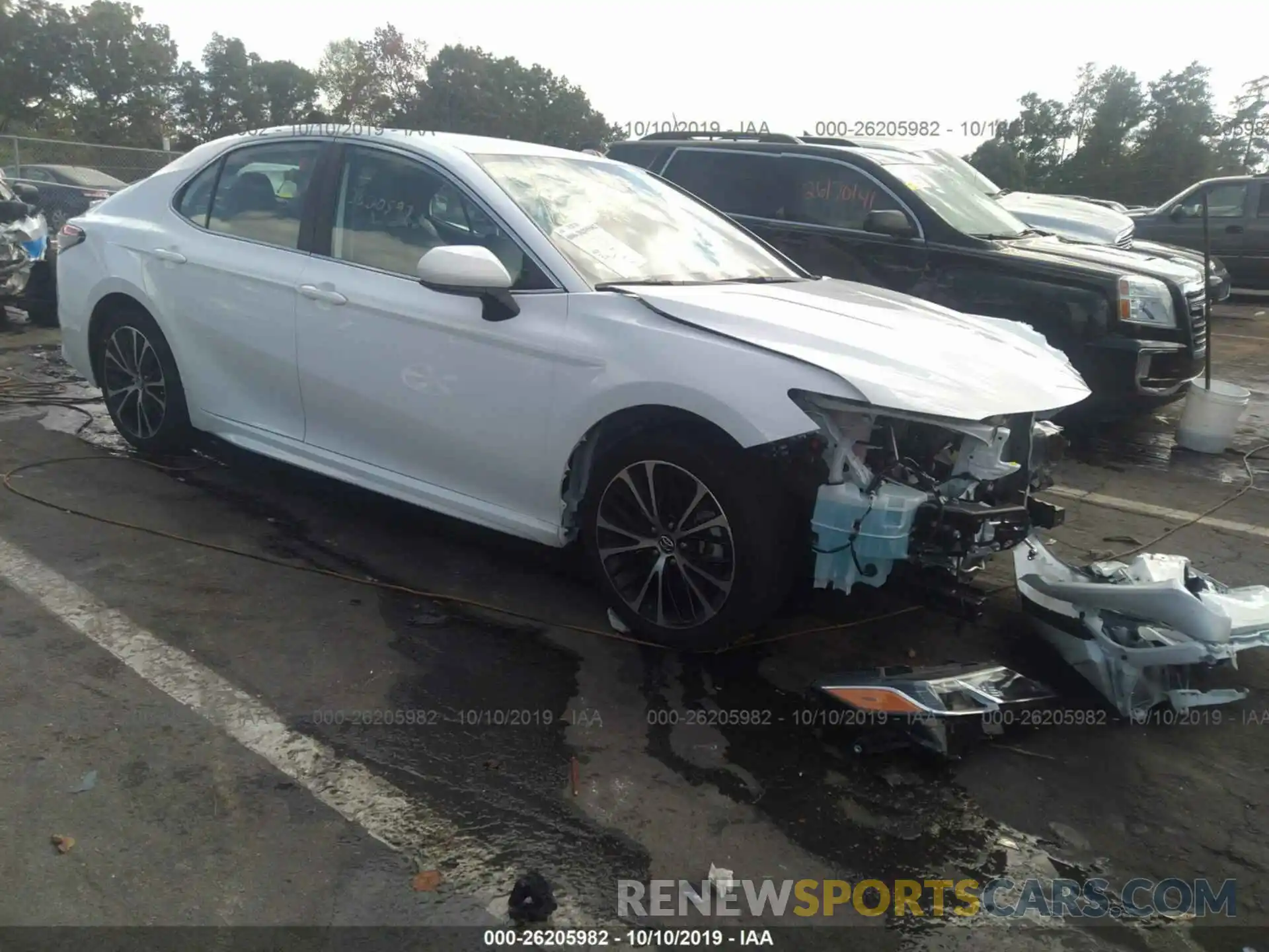 1 Photograph of a damaged car 4T1B11HK7KU730867 TOYOTA CAMRY 2019