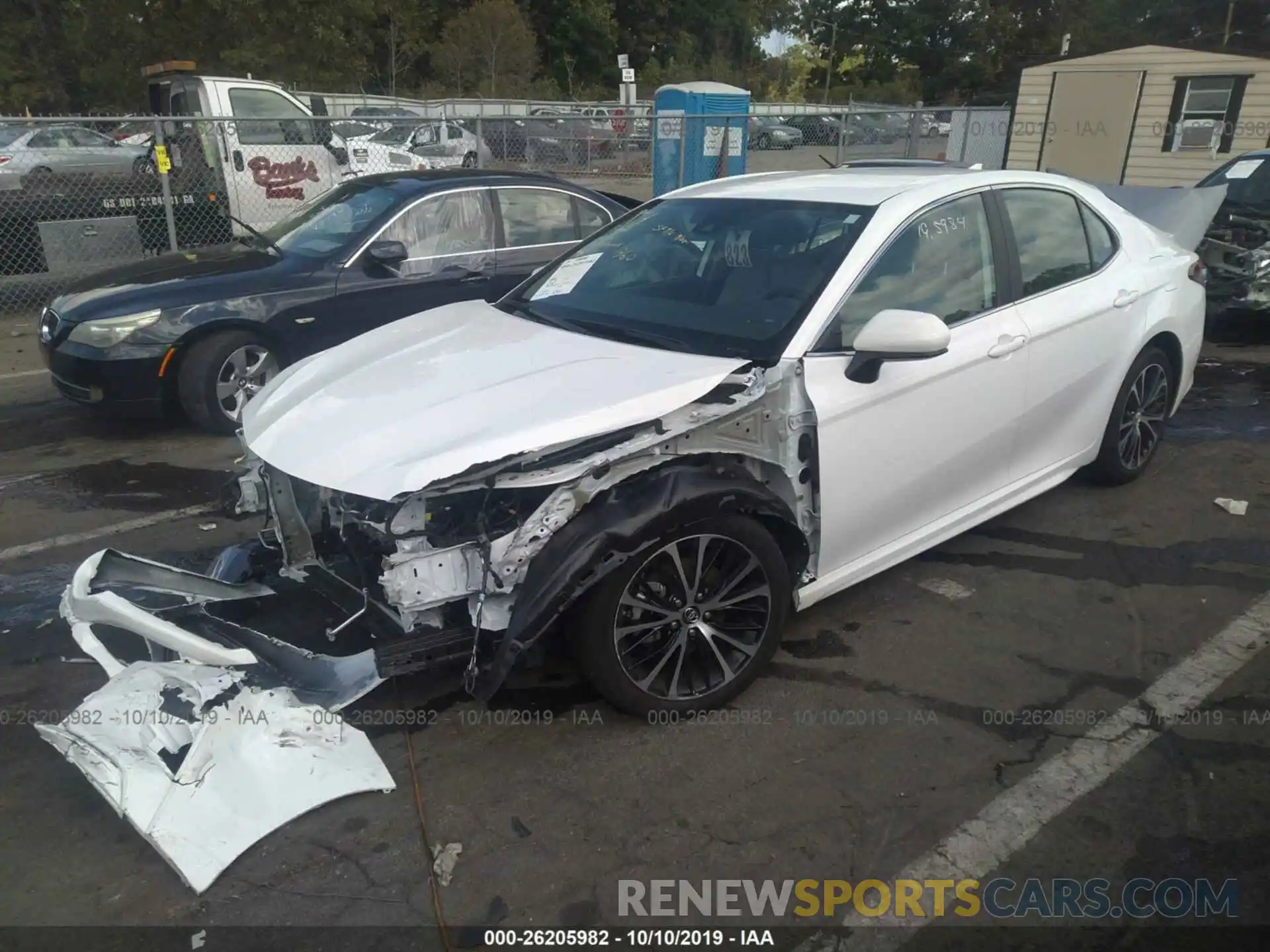 2 Photograph of a damaged car 4T1B11HK7KU730867 TOYOTA CAMRY 2019