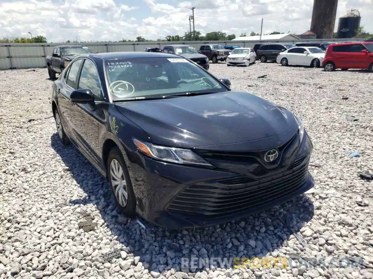 1 Photograph of a damaged car 4T1B11HK7KU732005 TOYOTA CAMRY 2019