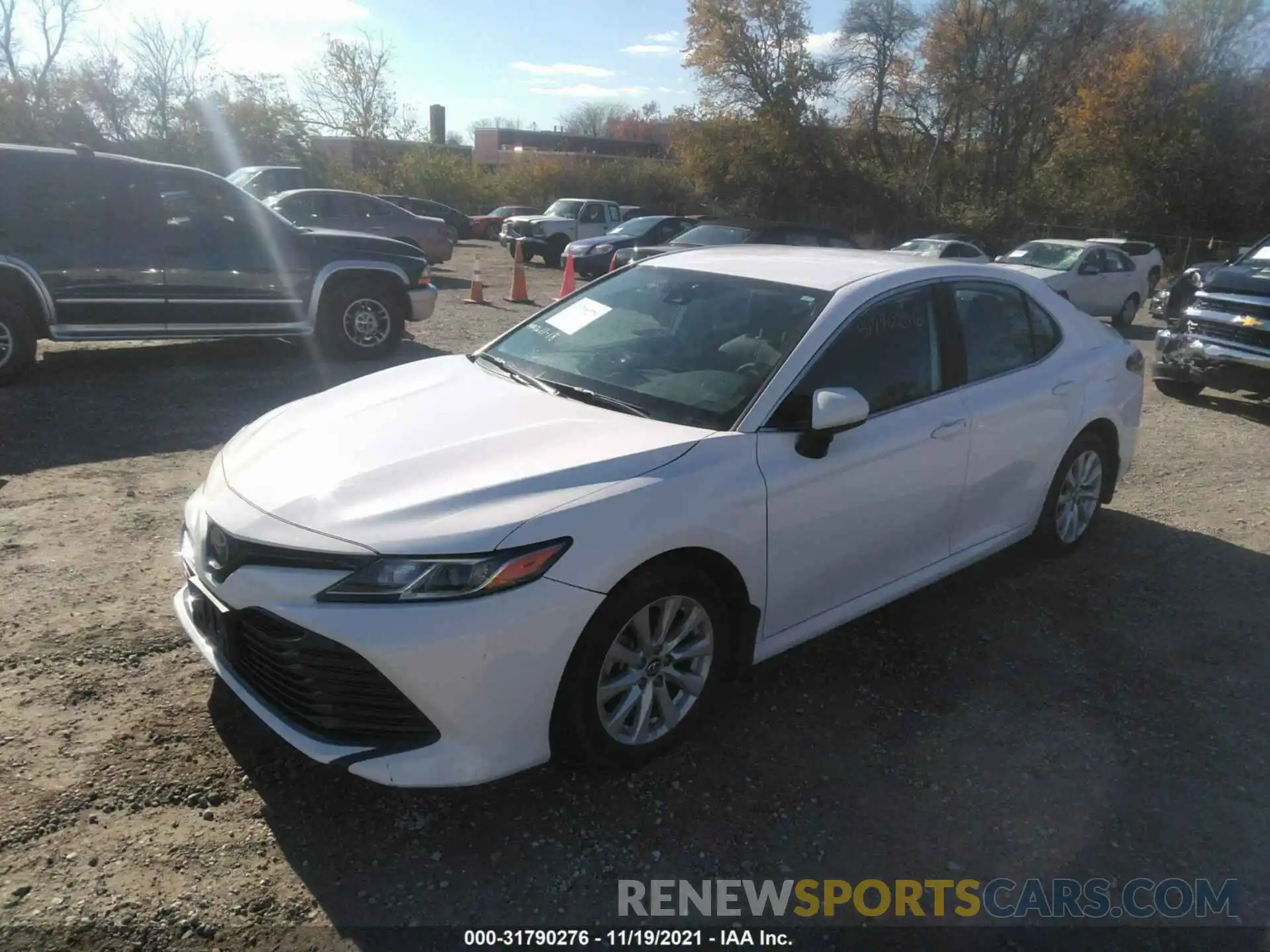 2 Photograph of a damaged car 4T1B11HK7KU733400 TOYOTA CAMRY 2019