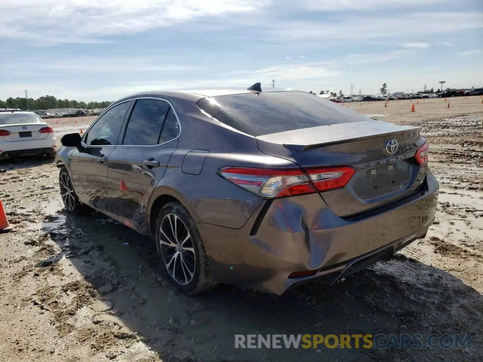 3 Photograph of a damaged car 4T1B11HK7KU734286 TOYOTA CAMRY 2019