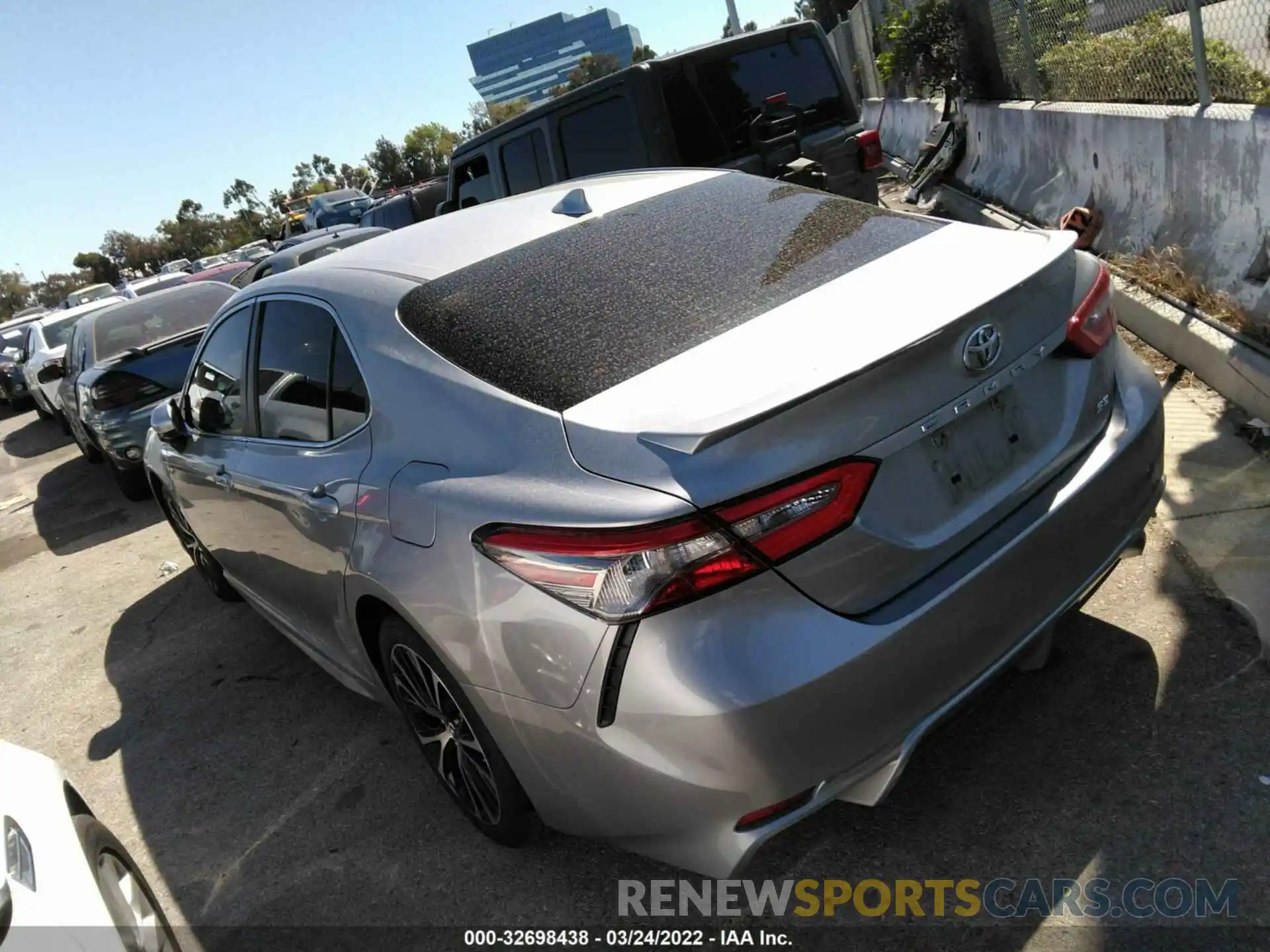 3 Photograph of a damaged car 4T1B11HK7KU734515 TOYOTA CAMRY 2019