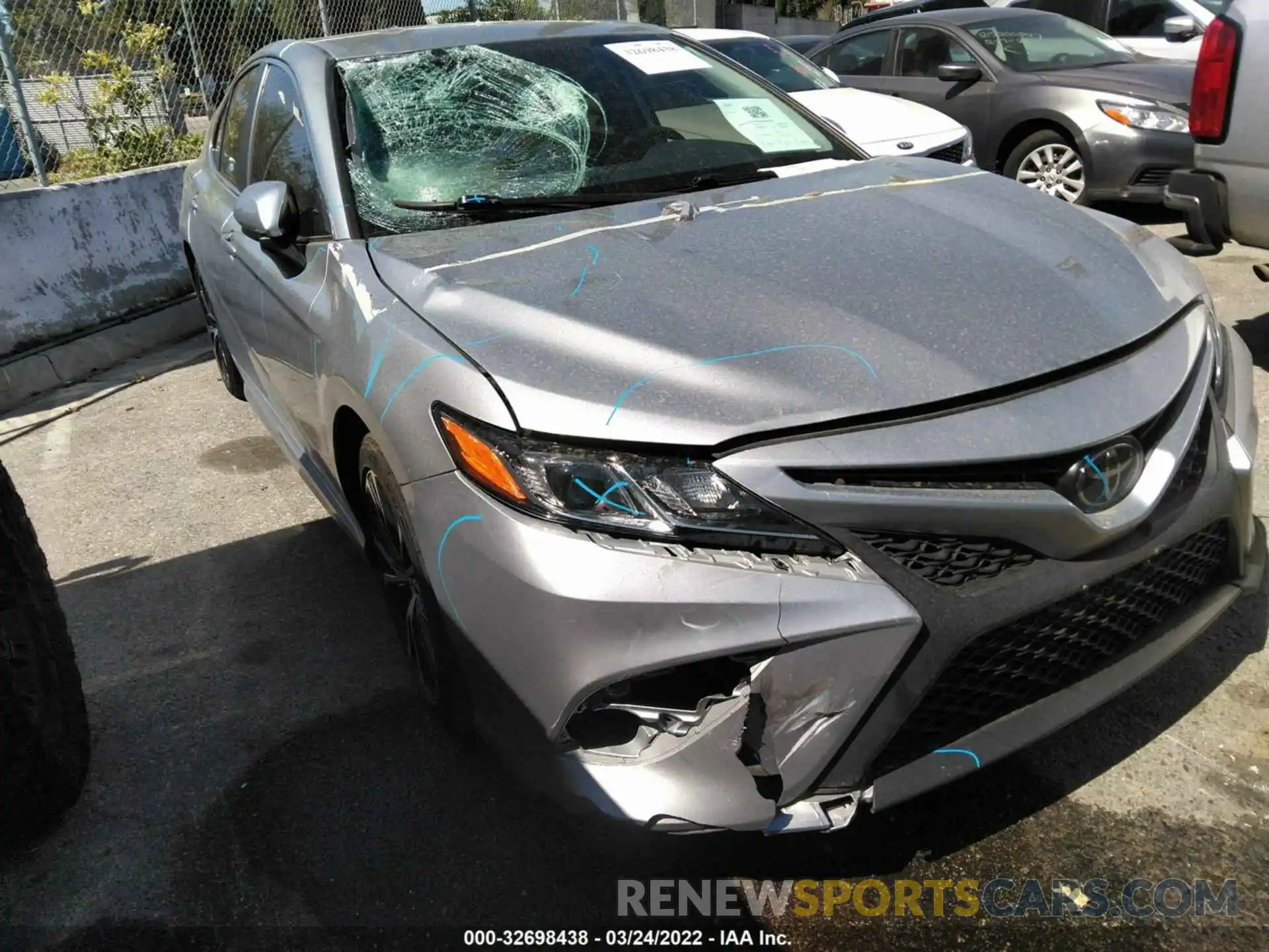 6 Photograph of a damaged car 4T1B11HK7KU734515 TOYOTA CAMRY 2019