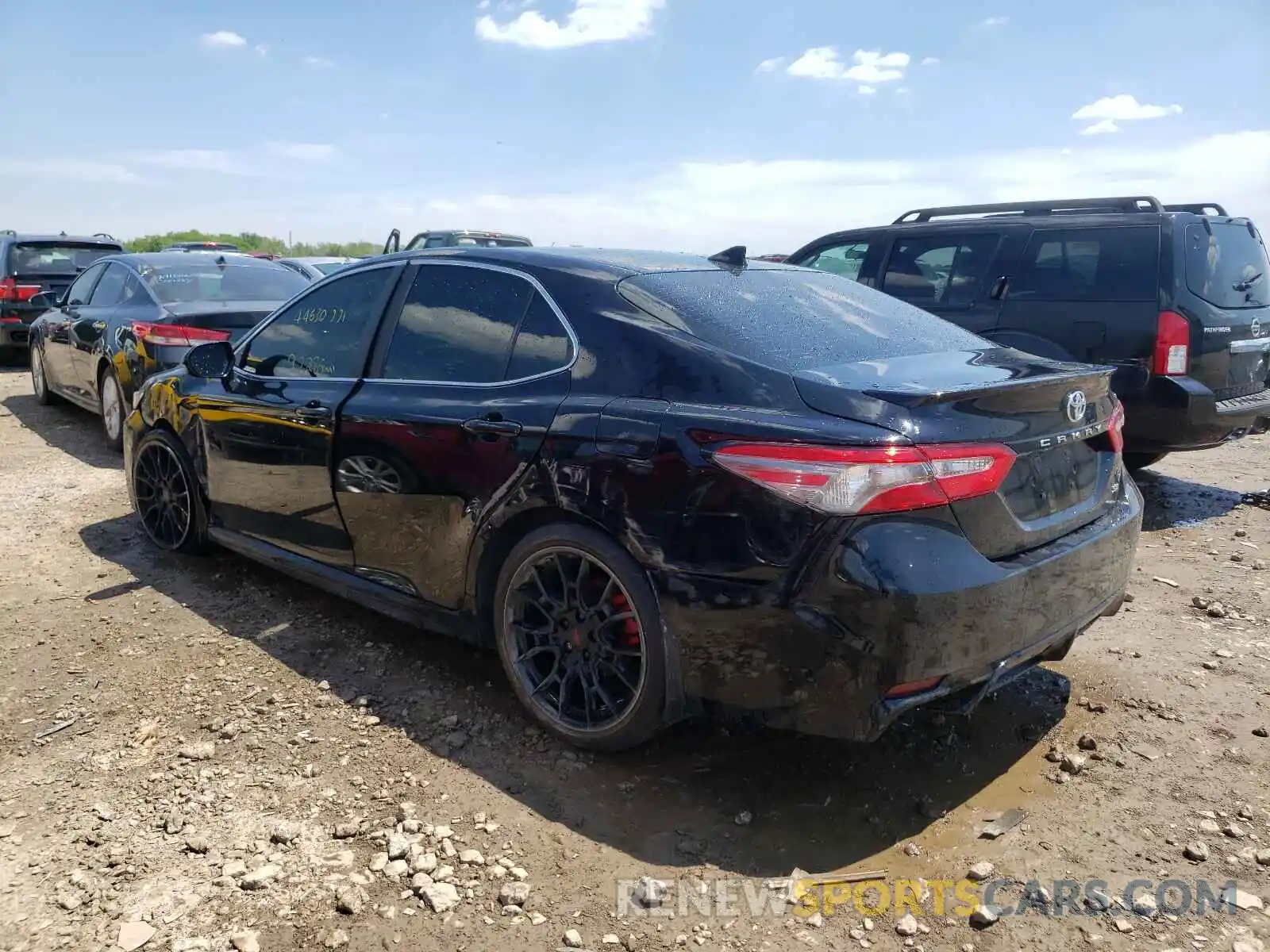 3 Фотография поврежденного автомобиля 4T1B11HK7KU735437 TOYOTA CAMRY 2019