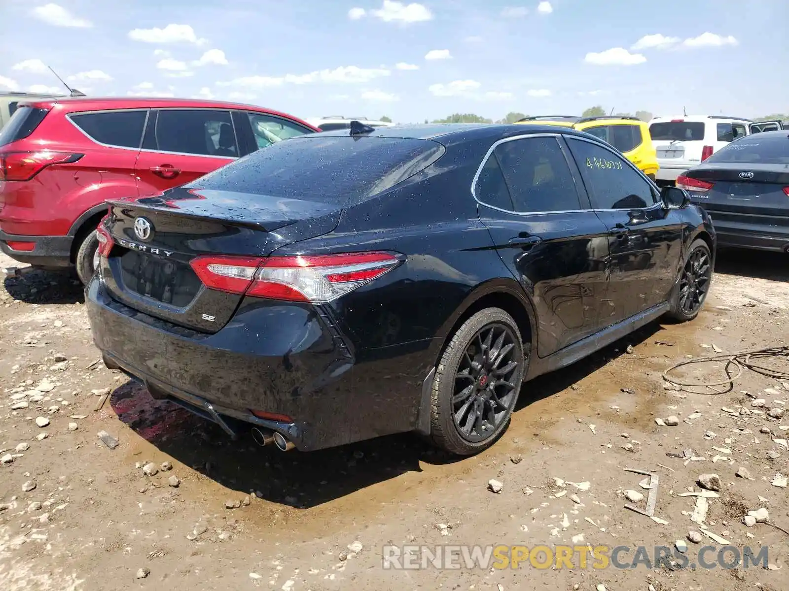 4 Фотография поврежденного автомобиля 4T1B11HK7KU735437 TOYOTA CAMRY 2019