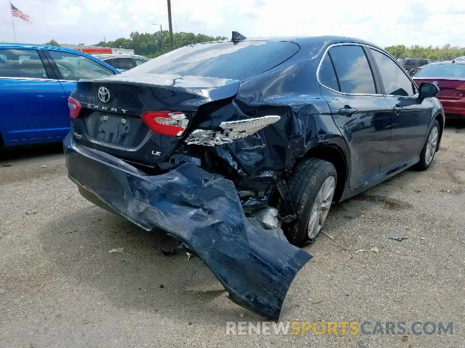 4 Фотография поврежденного автомобиля 4T1B11HK7KU736538 TOYOTA CAMRY 2019