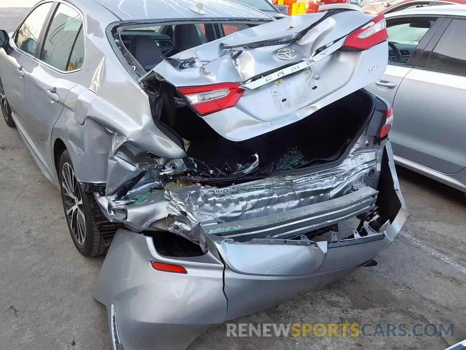 9 Photograph of a damaged car 4T1B11HK7KU738161 TOYOTA CAMRY 2019