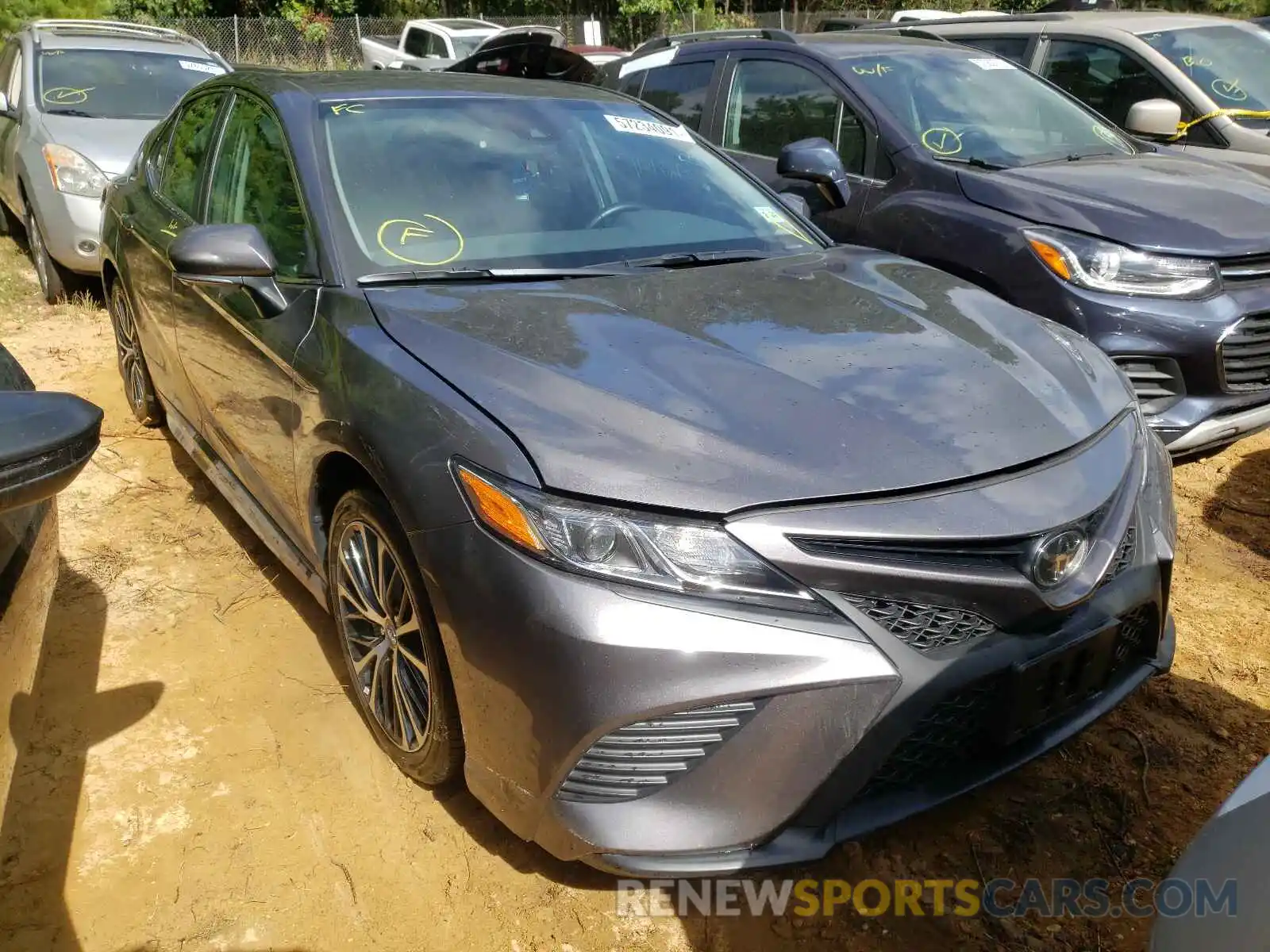 1 Photograph of a damaged car 4T1B11HK7KU739648 TOYOTA CAMRY 2019