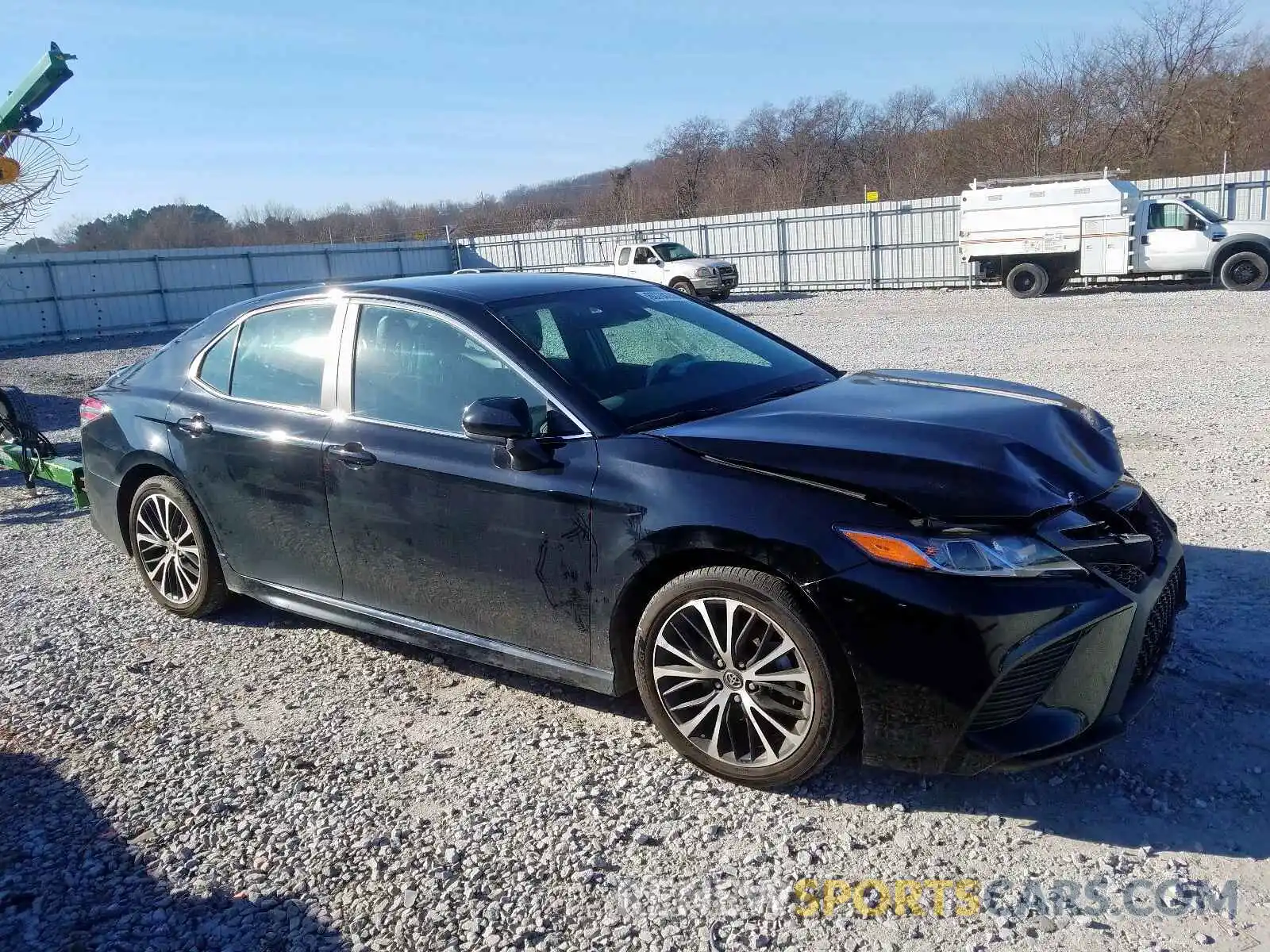 1 Photograph of a damaged car 4T1B11HK7KU739911 TOYOTA CAMRY 2019