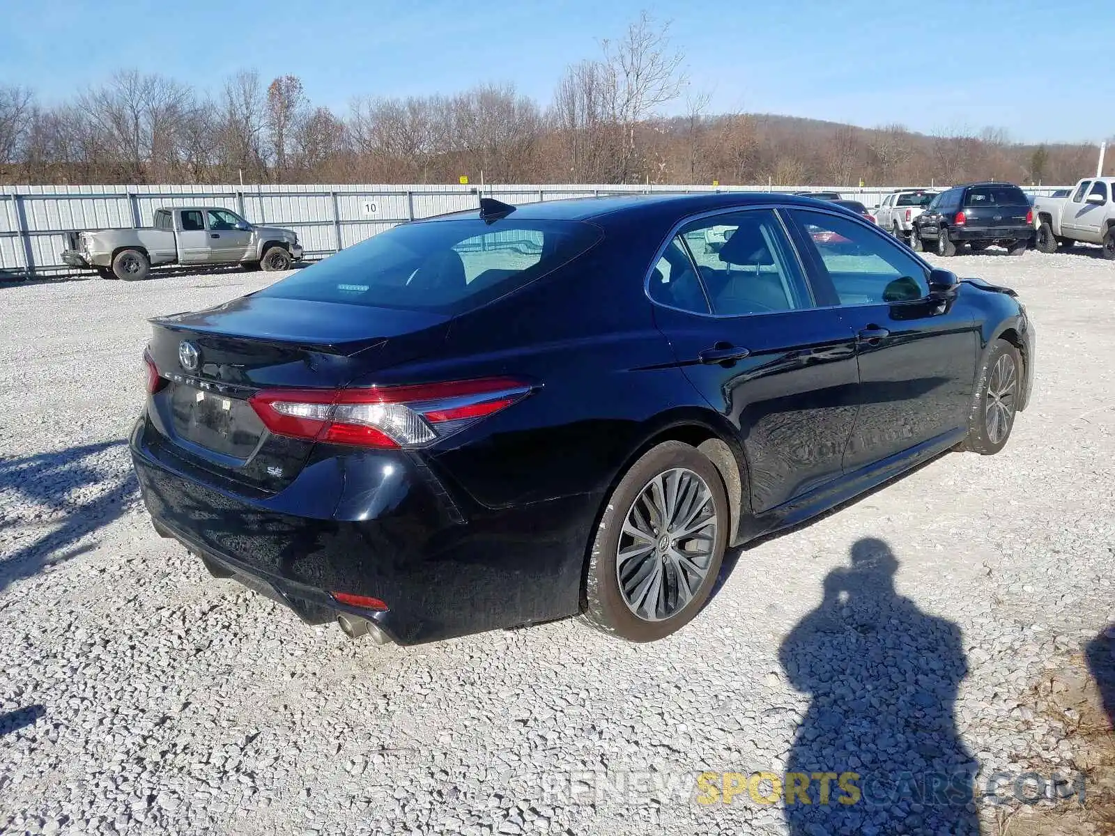 4 Photograph of a damaged car 4T1B11HK7KU739911 TOYOTA CAMRY 2019