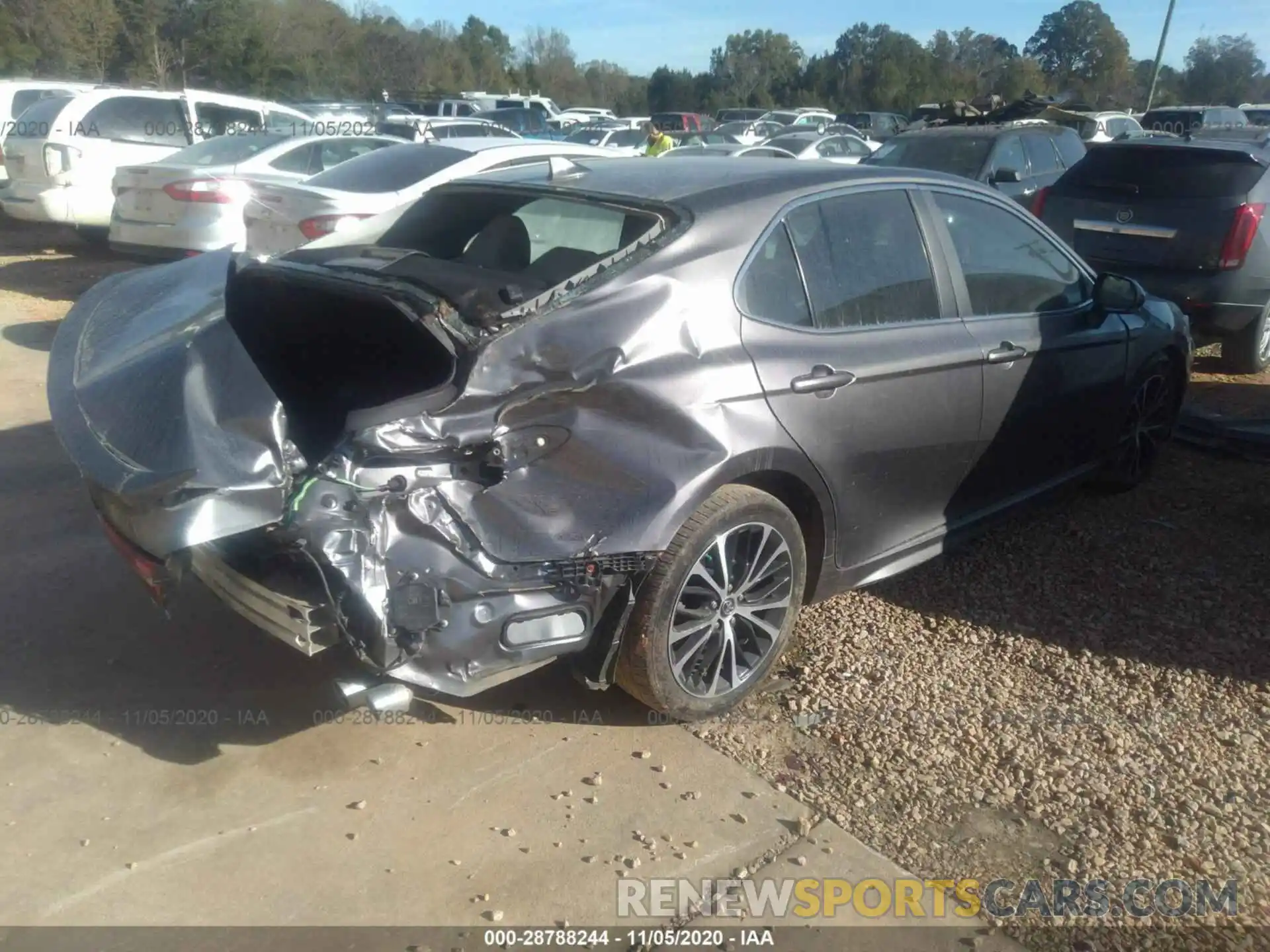 4 Photograph of a damaged car 4T1B11HK7KU740265 TOYOTA CAMRY 2019