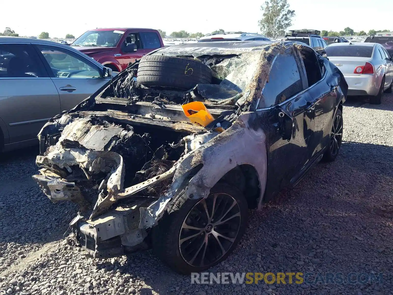 2 Photograph of a damaged car 4T1B11HK7KU740539 TOYOTA CAMRY 2019