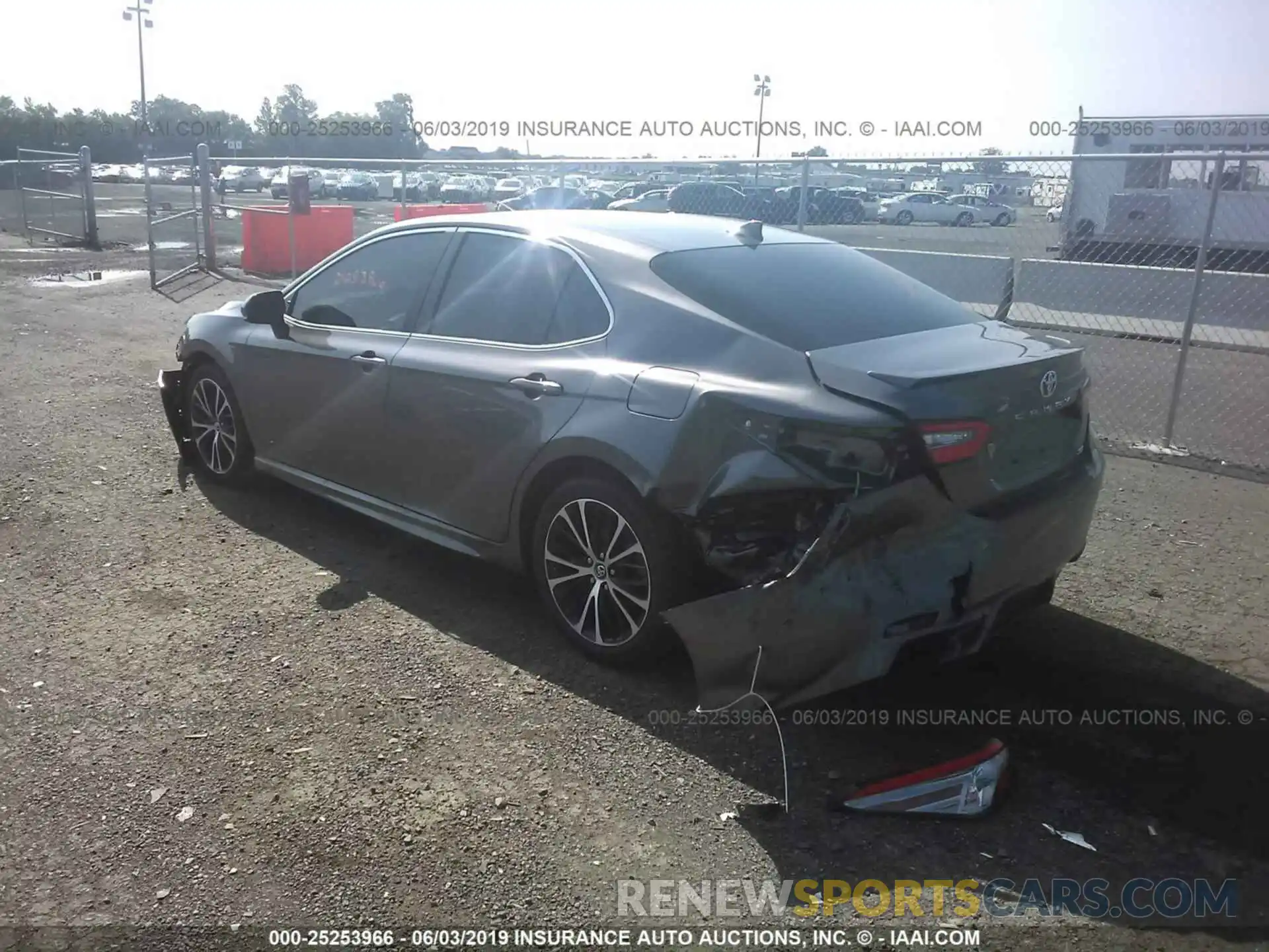 3 Photograph of a damaged car 4T1B11HK7KU740735 TOYOTA CAMRY 2019