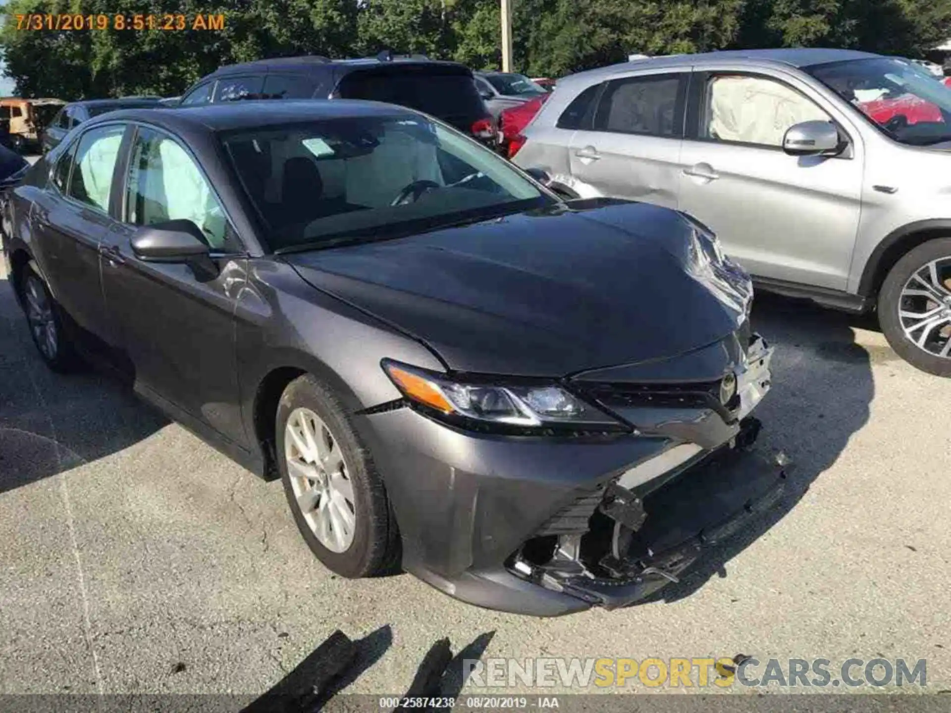 17 Photograph of a damaged car 4T1B11HK7KU743280 TOYOTA CAMRY 2019