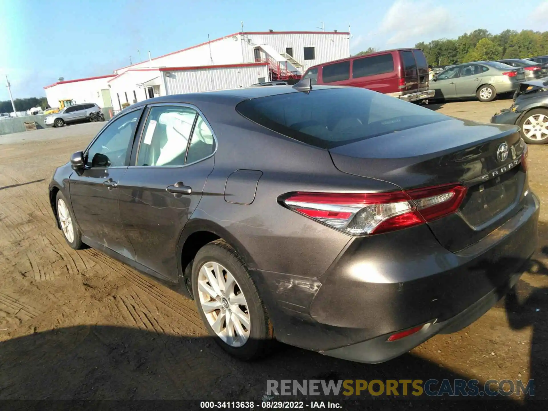 3 Photograph of a damaged car 4T1B11HK7KU743344 TOYOTA CAMRY 2019