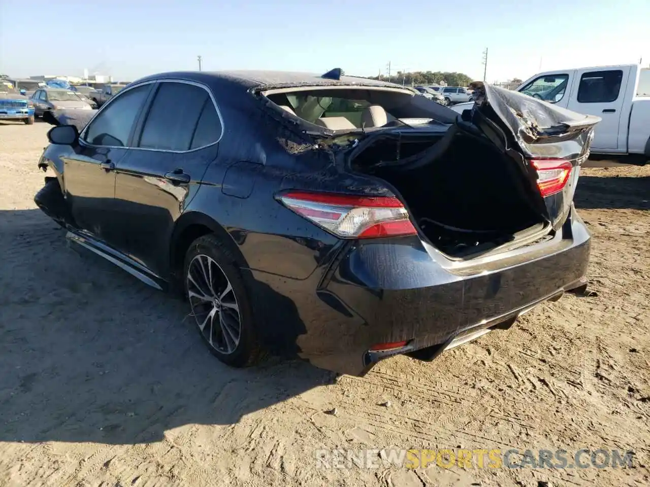 3 Photograph of a damaged car 4T1B11HK7KU743800 TOYOTA CAMRY 2019