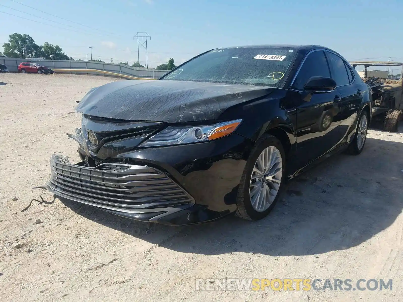 2 Photograph of a damaged car 4T1B11HK7KU744090 TOYOTA CAMRY 2019