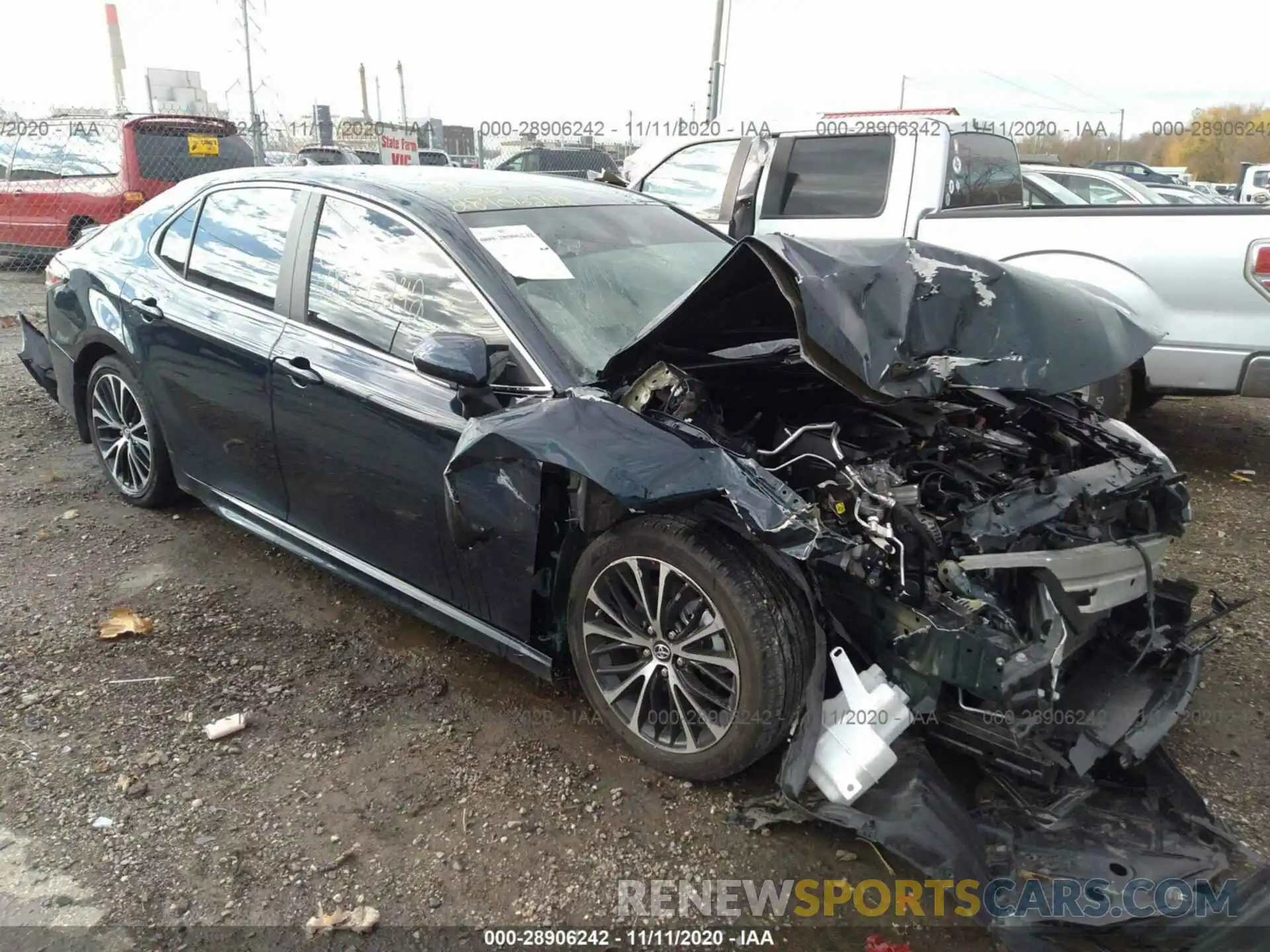 1 Photograph of a damaged car 4T1B11HK7KU745160 TOYOTA CAMRY 2019