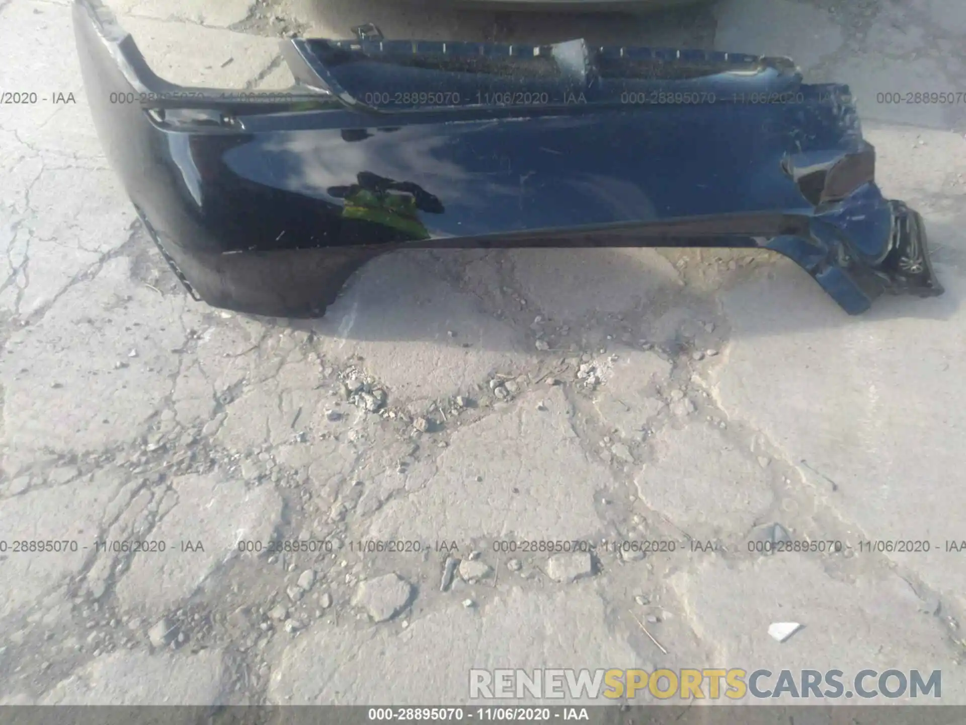 12 Photograph of a damaged car 4T1B11HK7KU746261 TOYOTA CAMRY 2019