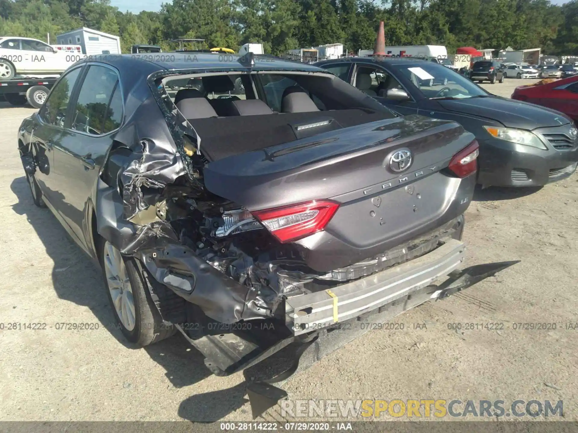 6 Photograph of a damaged car 4T1B11HK7KU746602 TOYOTA CAMRY 2019