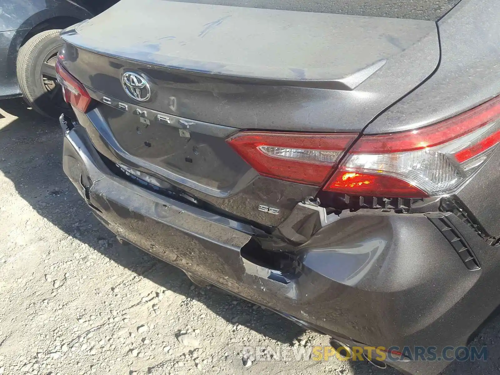 9 Photograph of a damaged car 4T1B11HK7KU747880 TOYOTA CAMRY 2019