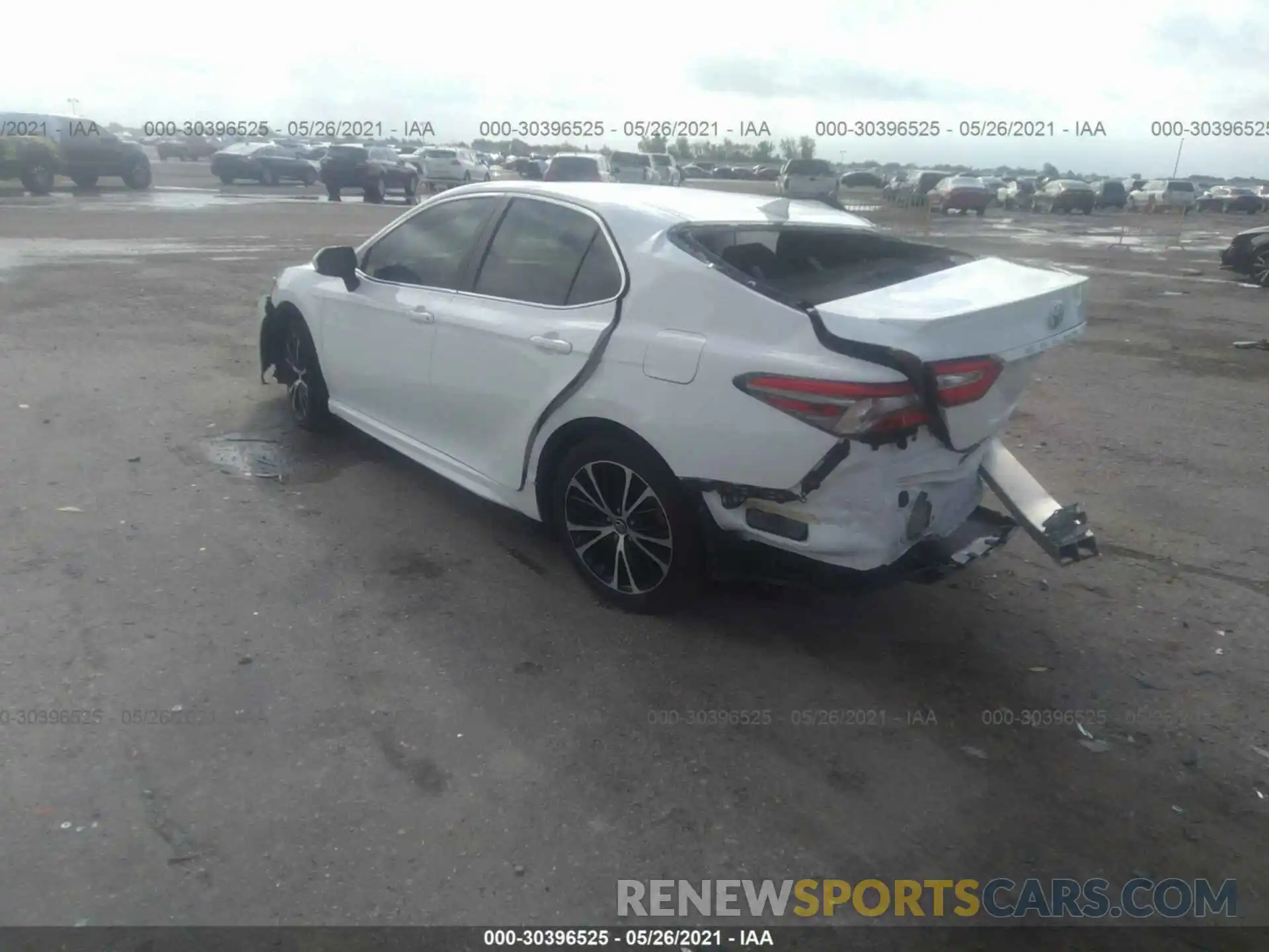 3 Photograph of a damaged car 4T1B11HK7KU748611 TOYOTA CAMRY 2019