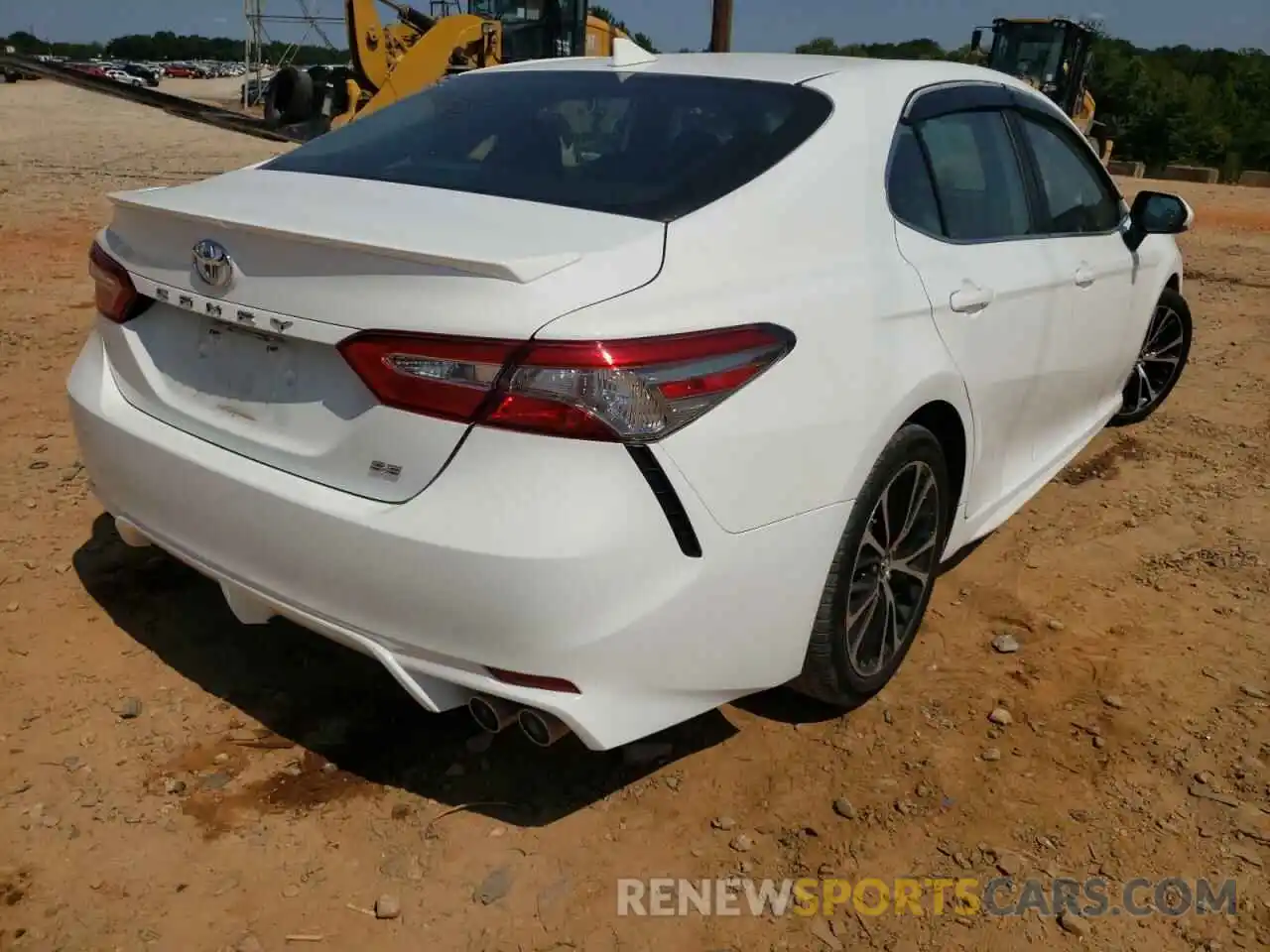 4 Photograph of a damaged car 4T1B11HK7KU751461 TOYOTA CAMRY 2019