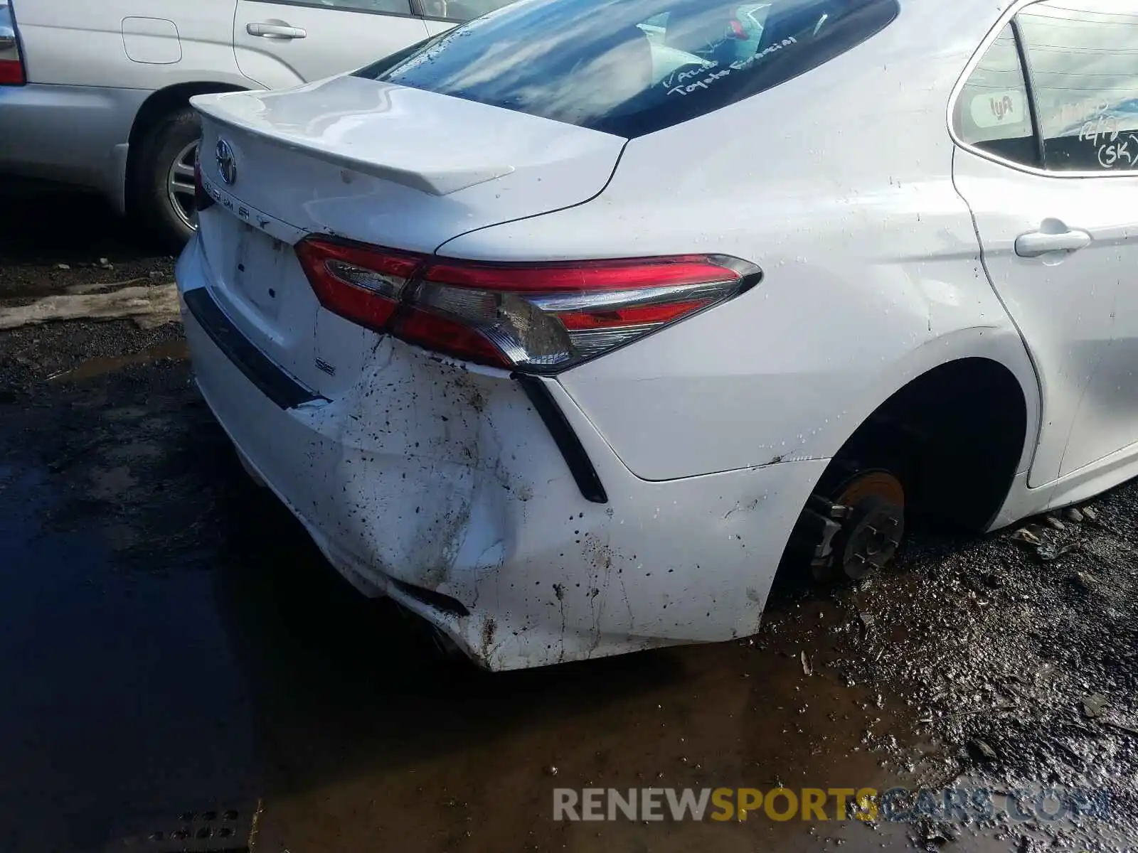 9 Photograph of a damaged car 4T1B11HK7KU753078 TOYOTA CAMRY 2019