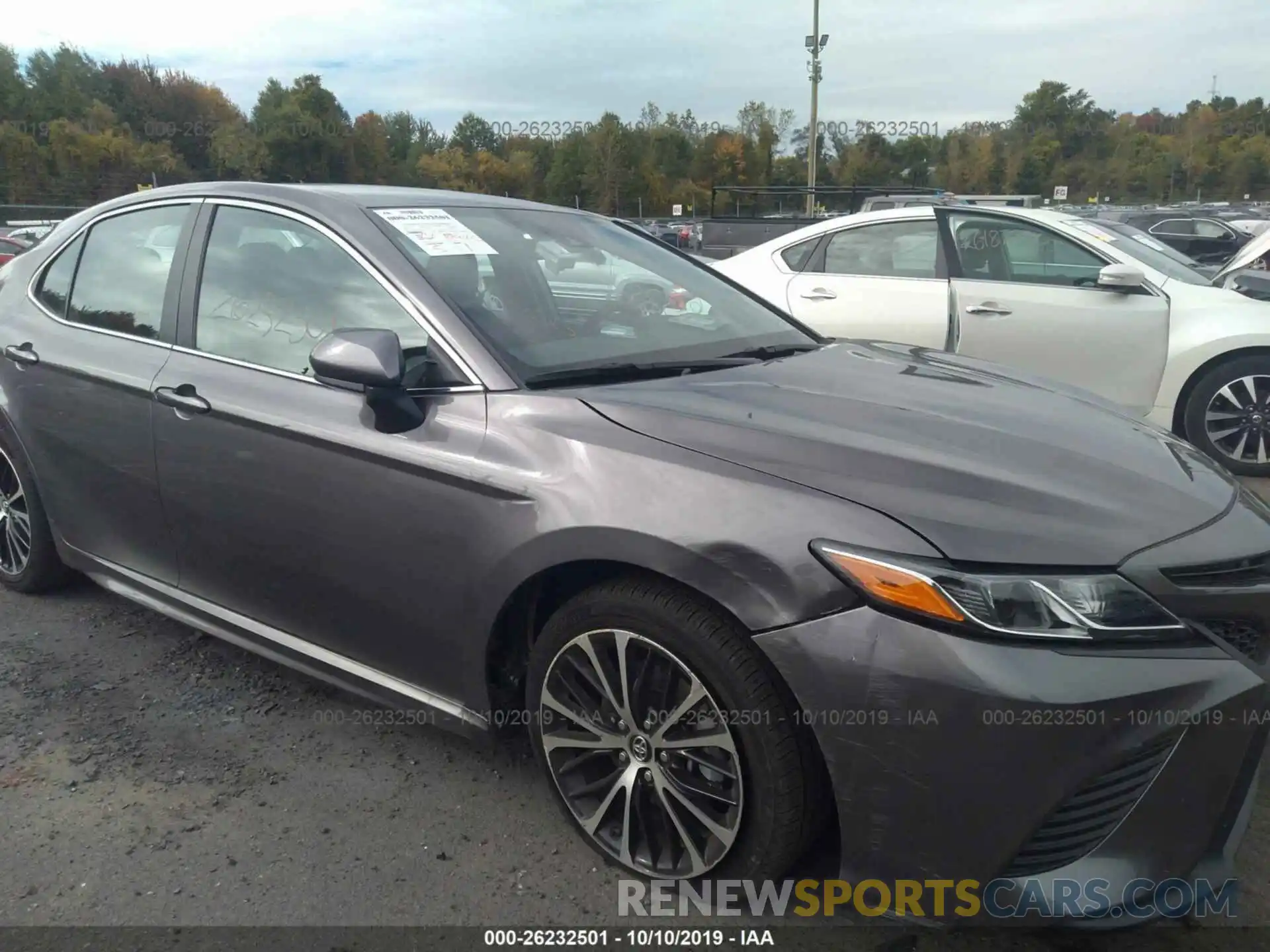 6 Photograph of a damaged car 4T1B11HK7KU753369 TOYOTA CAMRY 2019