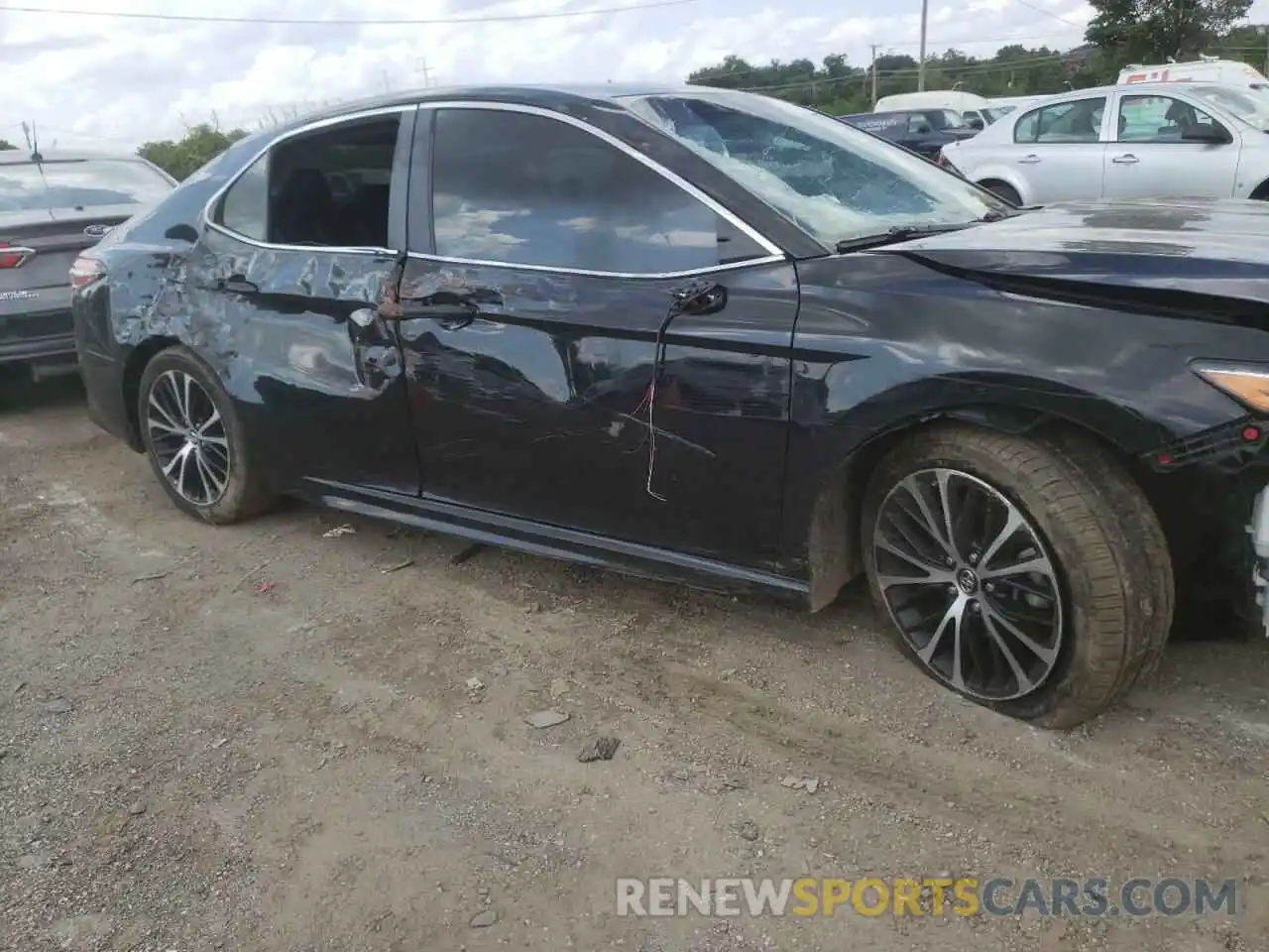 9 Photograph of a damaged car 4T1B11HK7KU753923 TOYOTA CAMRY 2019