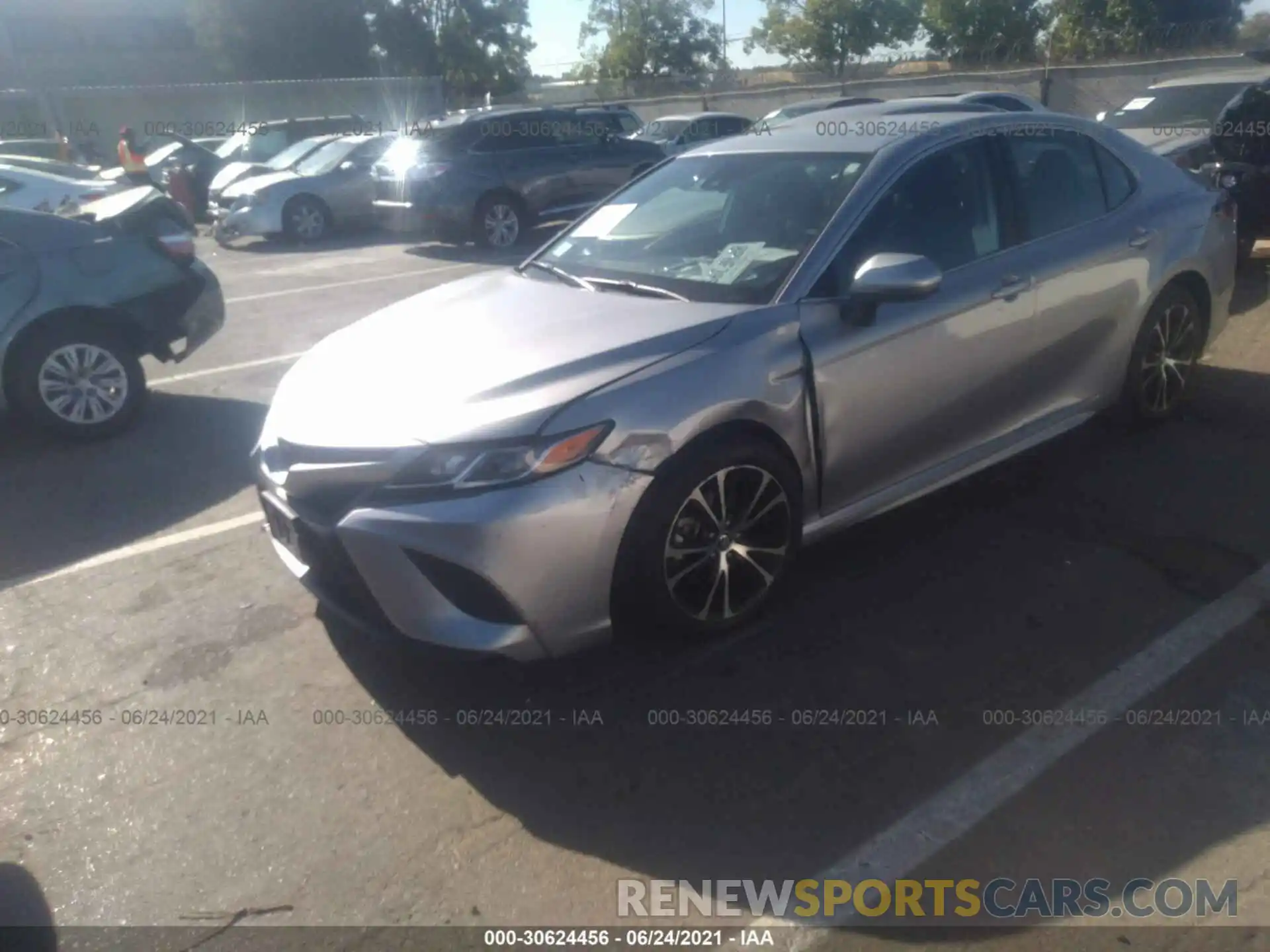 6 Photograph of a damaged car 4T1B11HK7KU754540 TOYOTA CAMRY 2019