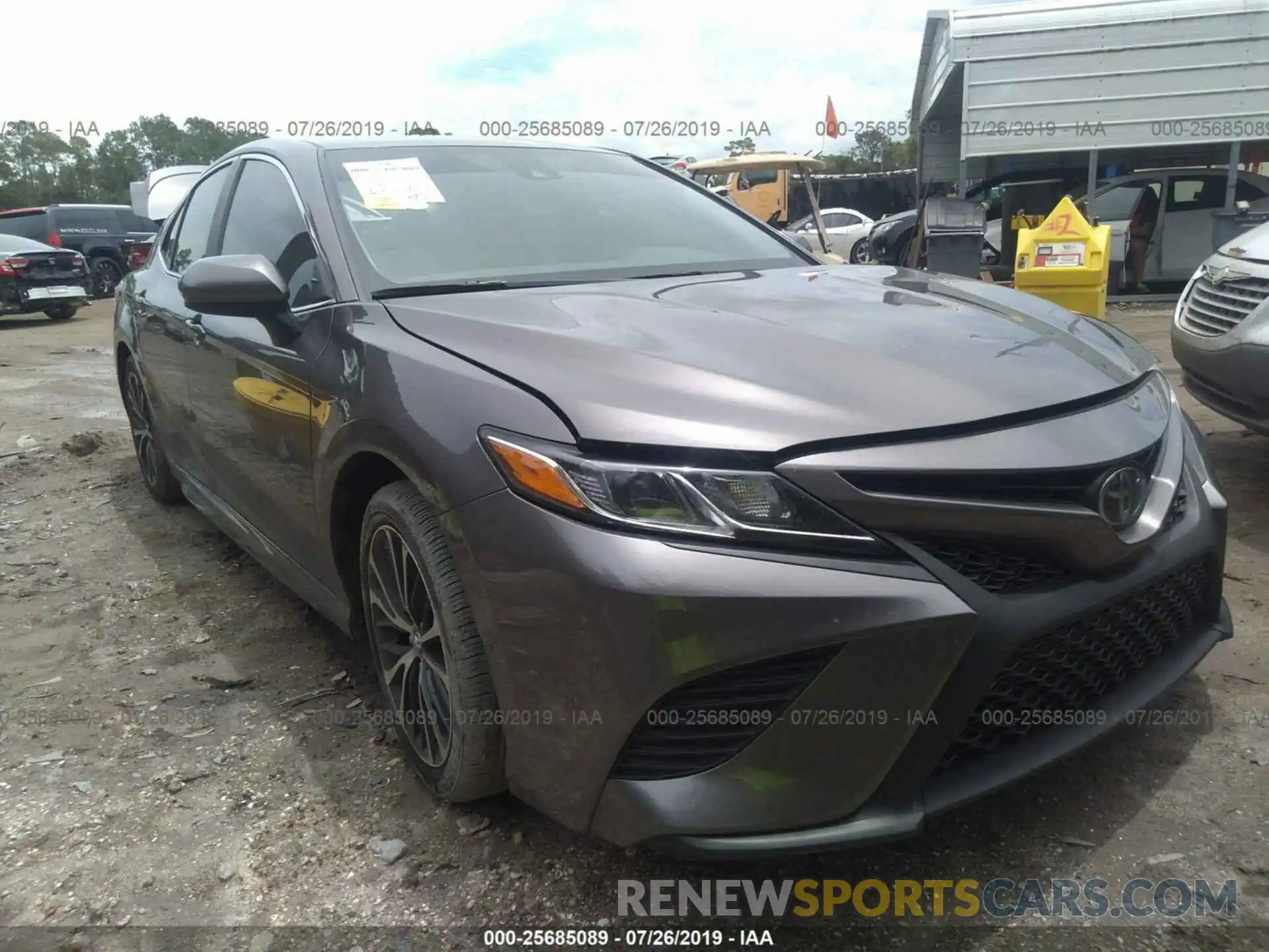 1 Photograph of a damaged car 4T1B11HK7KU754814 TOYOTA CAMRY 2019