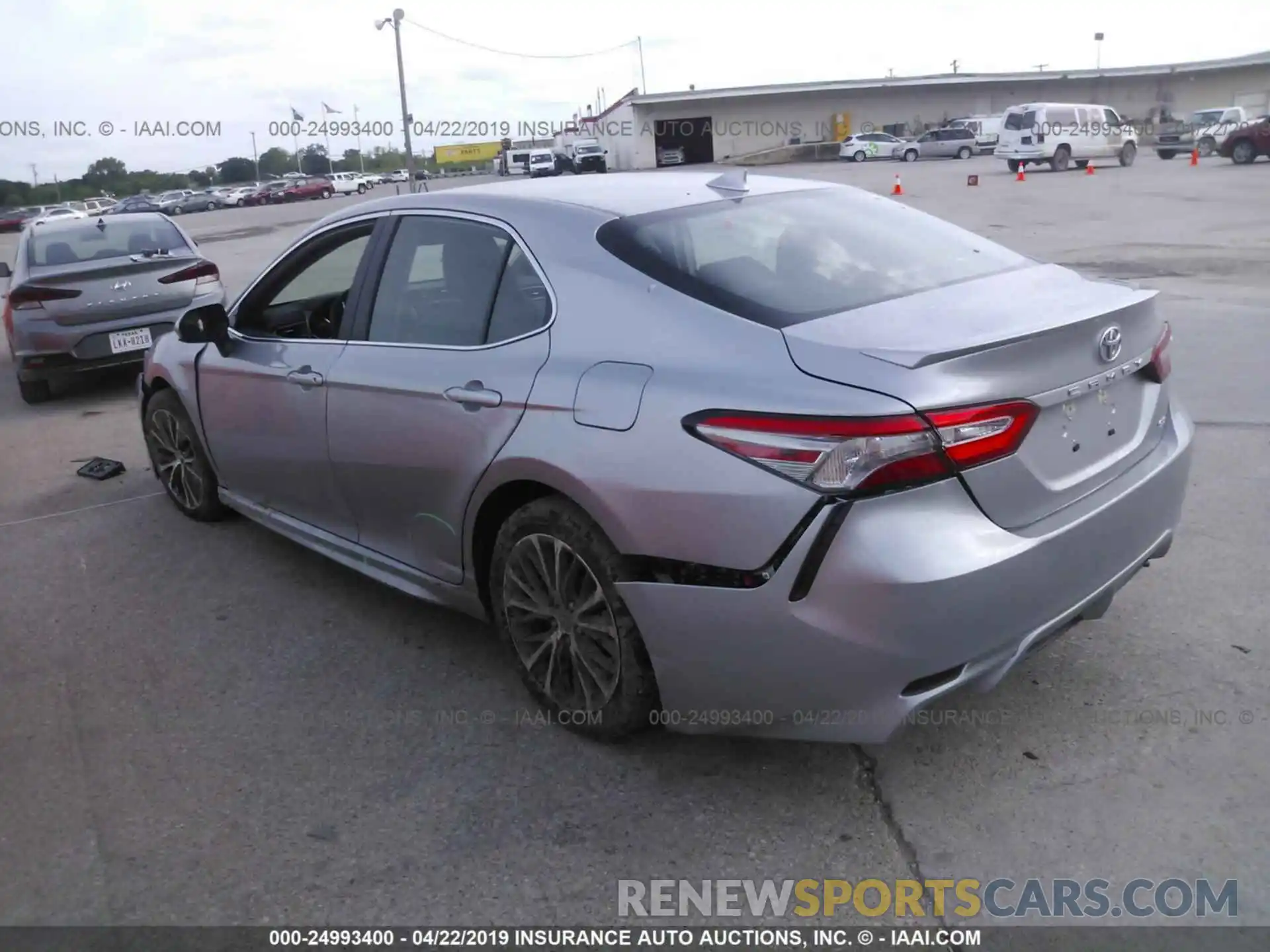 3 Photograph of a damaged car 4T1B11HK7KU755736 TOYOTA CAMRY 2019