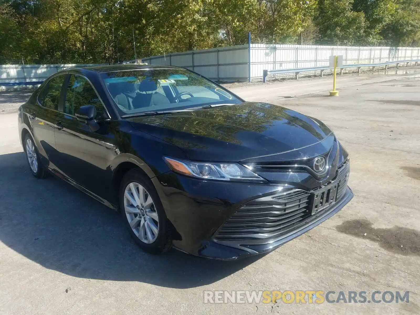 1 Photograph of a damaged car 4T1B11HK7KU755932 TOYOTA CAMRY 2019