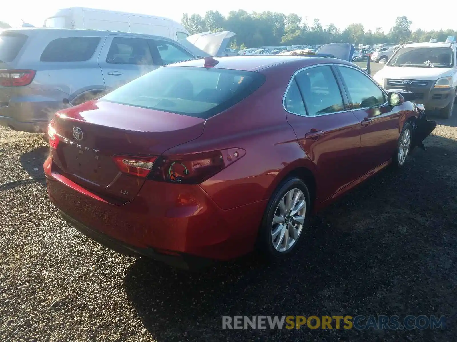 4 Photograph of a damaged car 4T1B11HK7KU758216 TOYOTA CAMRY 2019