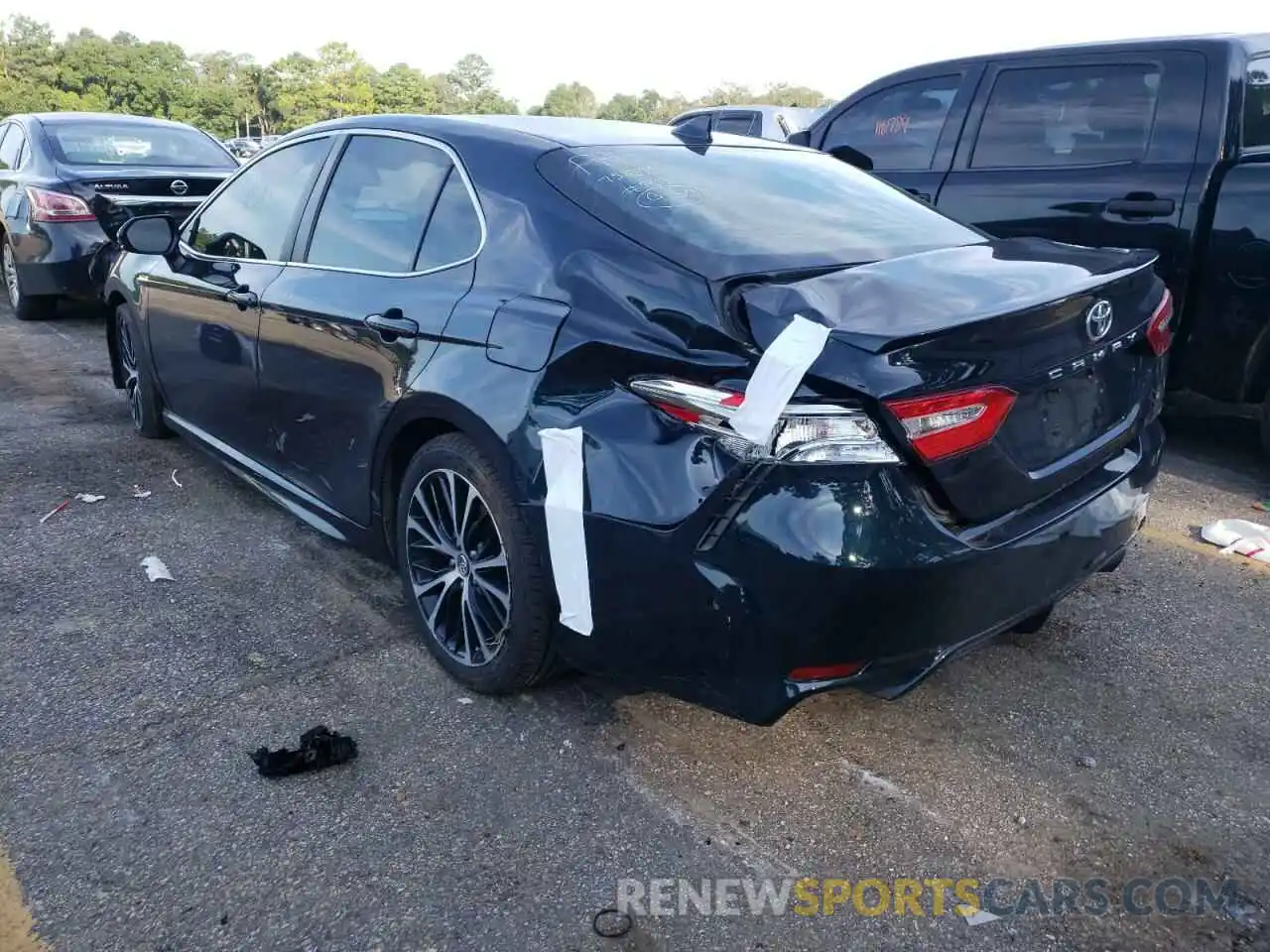 3 Photograph of a damaged car 4T1B11HK7KU758815 TOYOTA CAMRY 2019