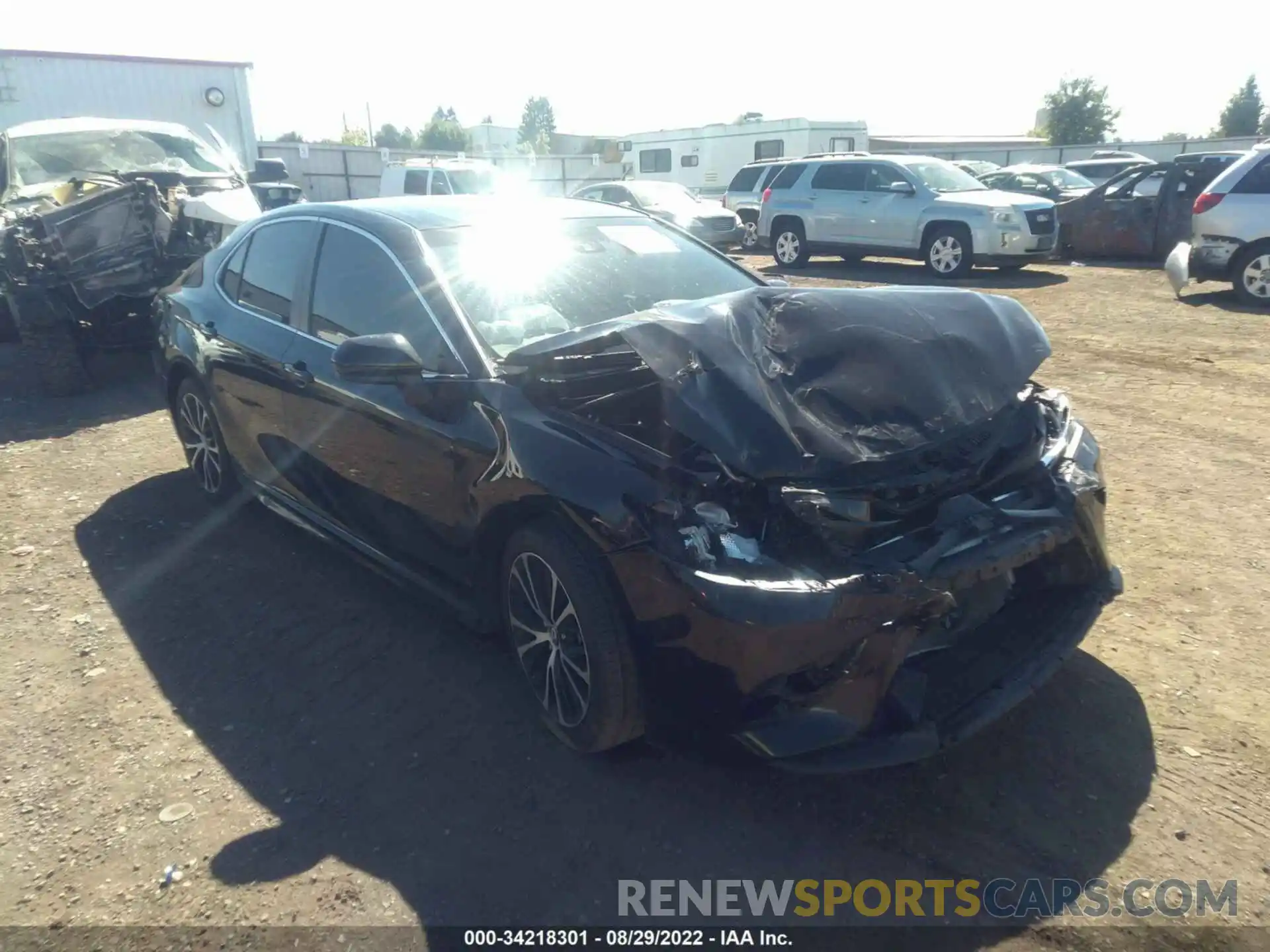 1 Photograph of a damaged car 4T1B11HK7KU759107 TOYOTA CAMRY 2019